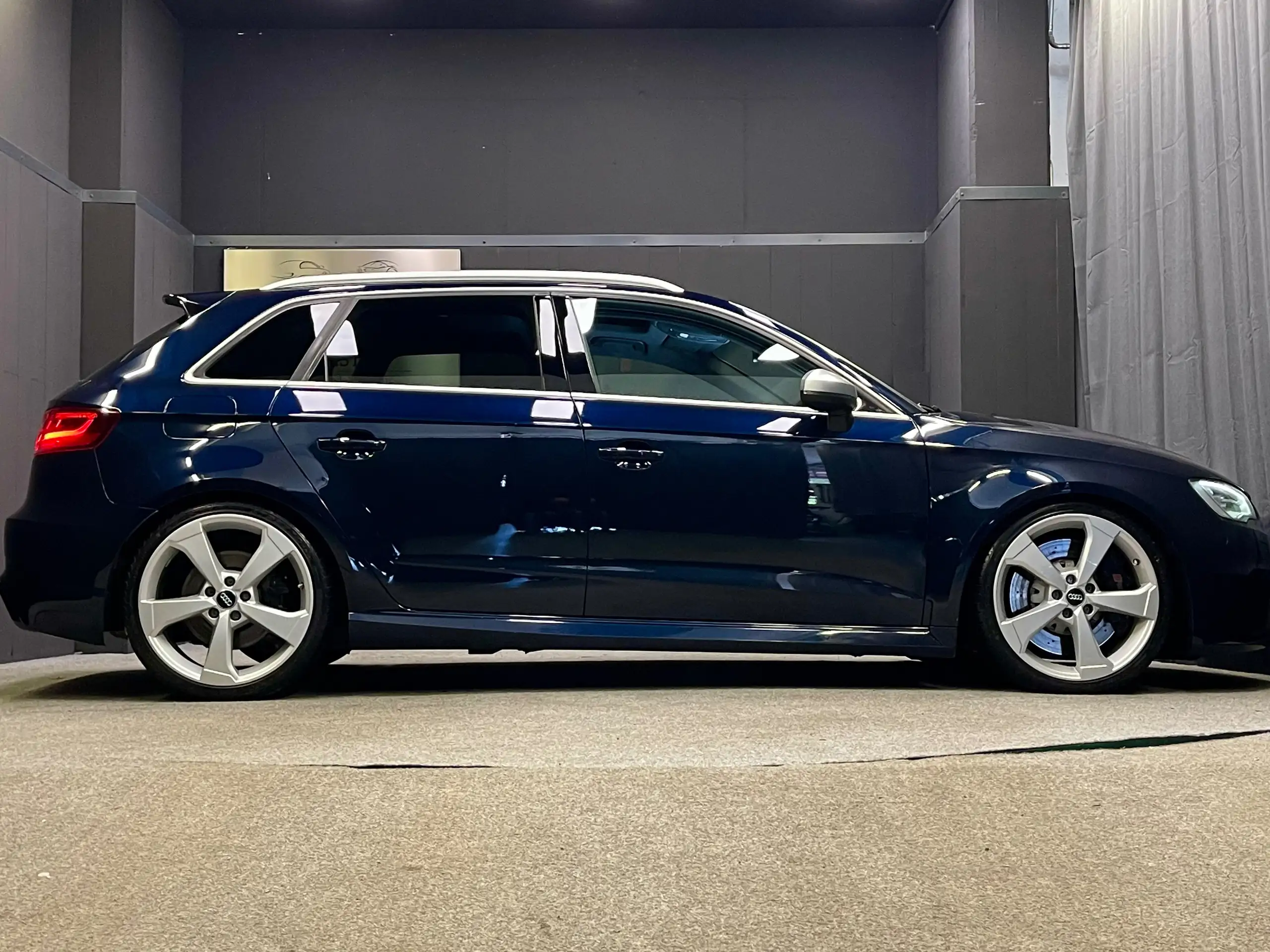 Audi - RS3