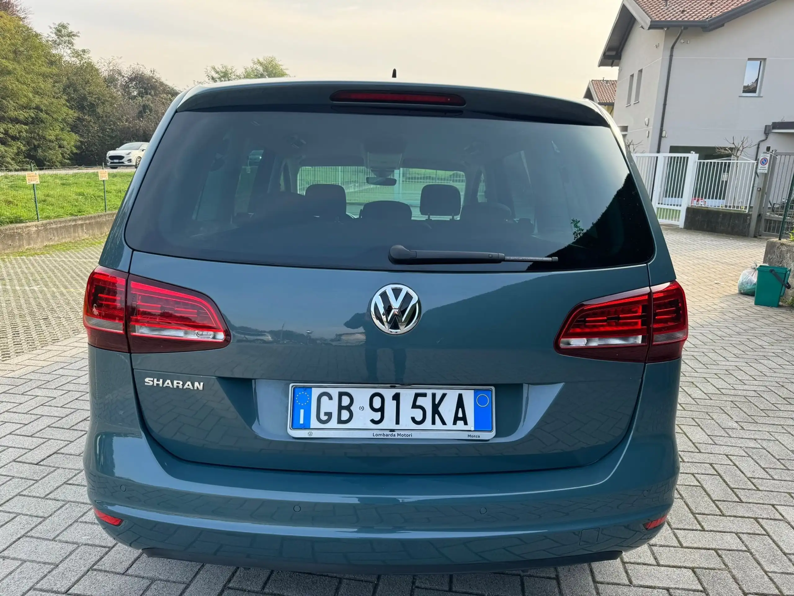 Volkswagen - Sharan