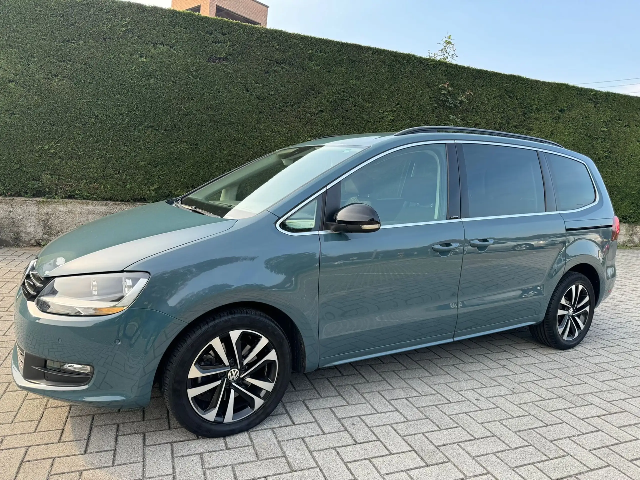 Volkswagen - Sharan