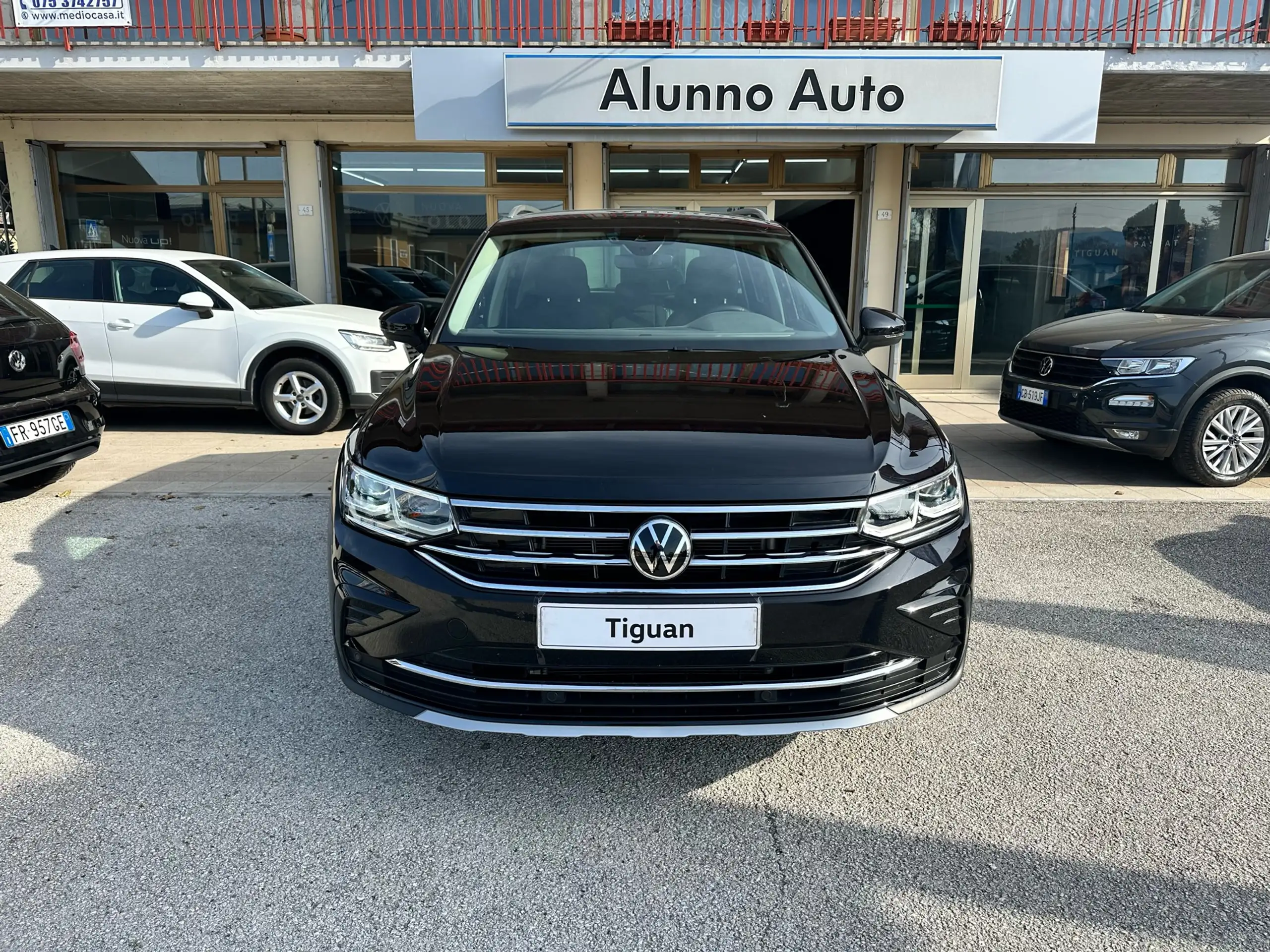 Volkswagen - Tiguan