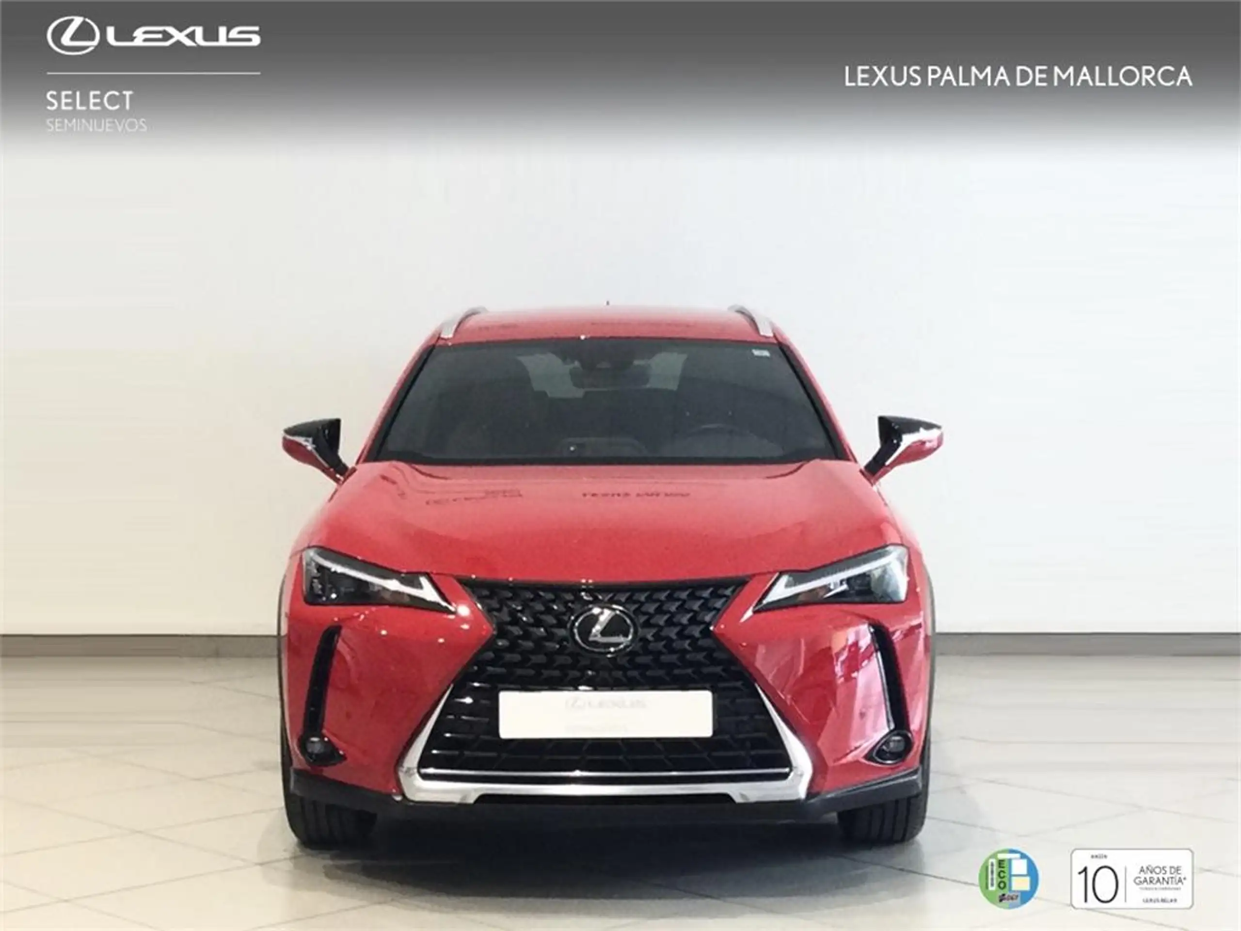 Lexus - UX 200