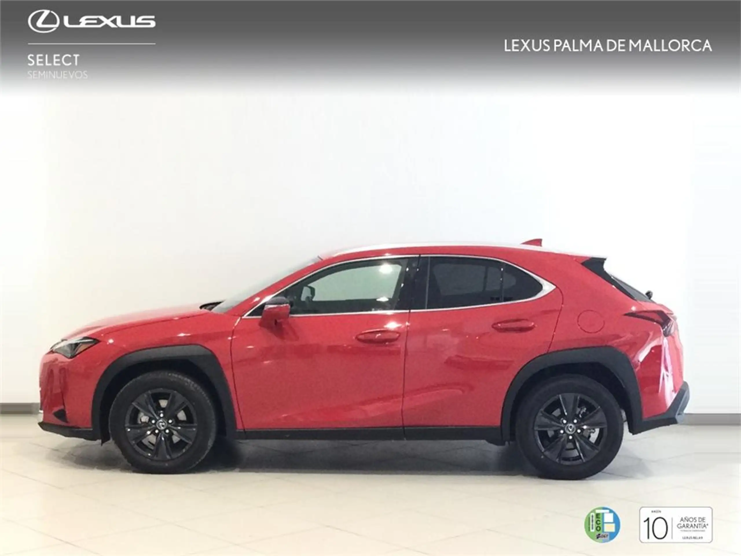 Lexus - UX 200