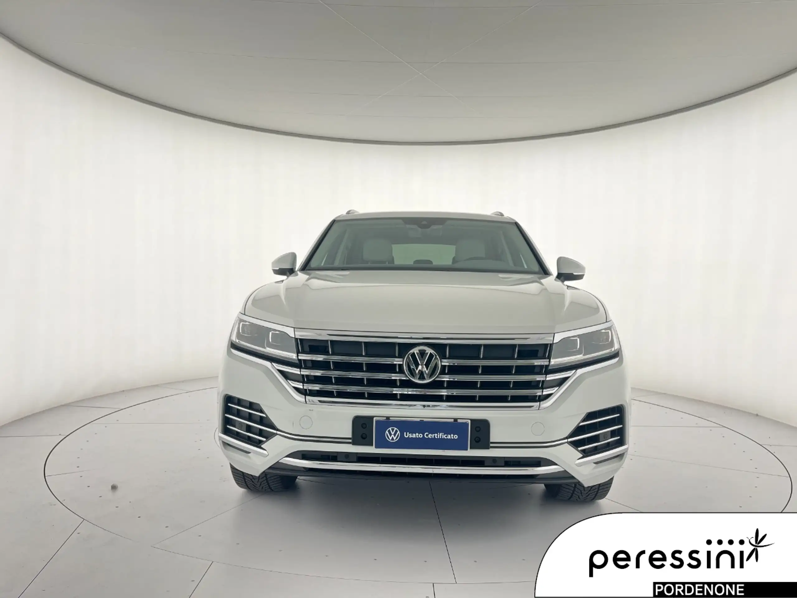 Volkswagen - Touareg