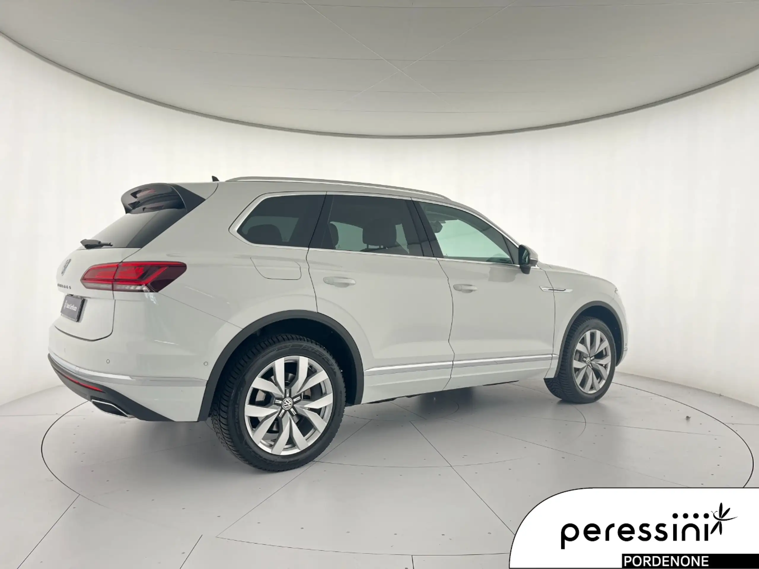 Volkswagen - Touareg