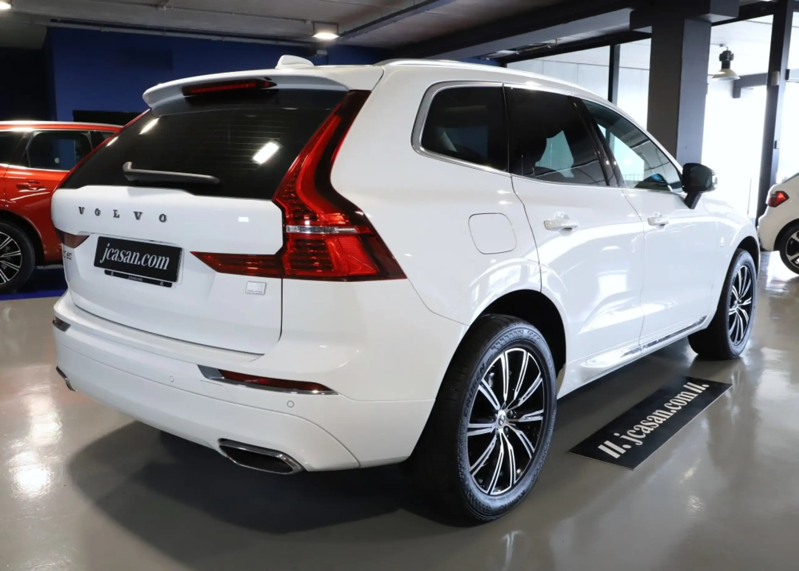 Volvo - XC60