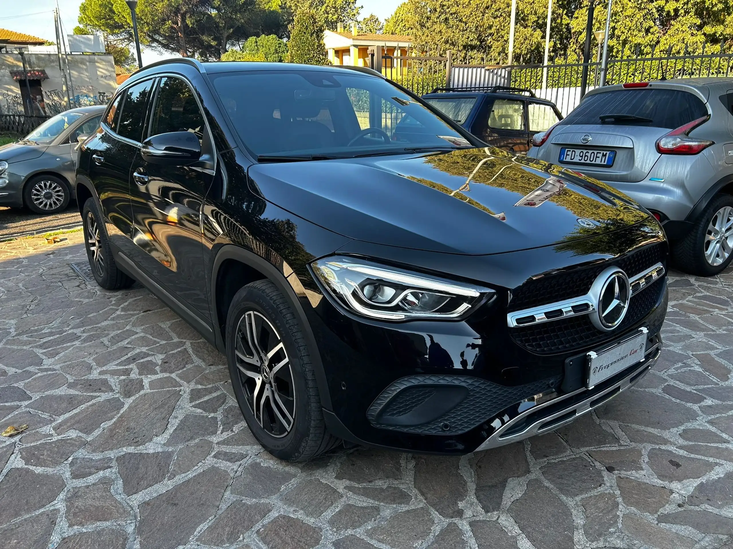 Mercedes-Benz - GLA 200