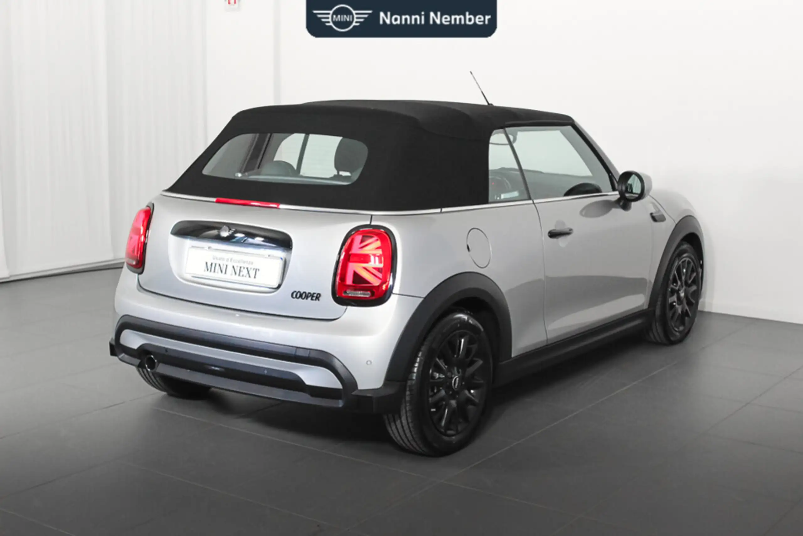 MINI - Cooper Cabrio