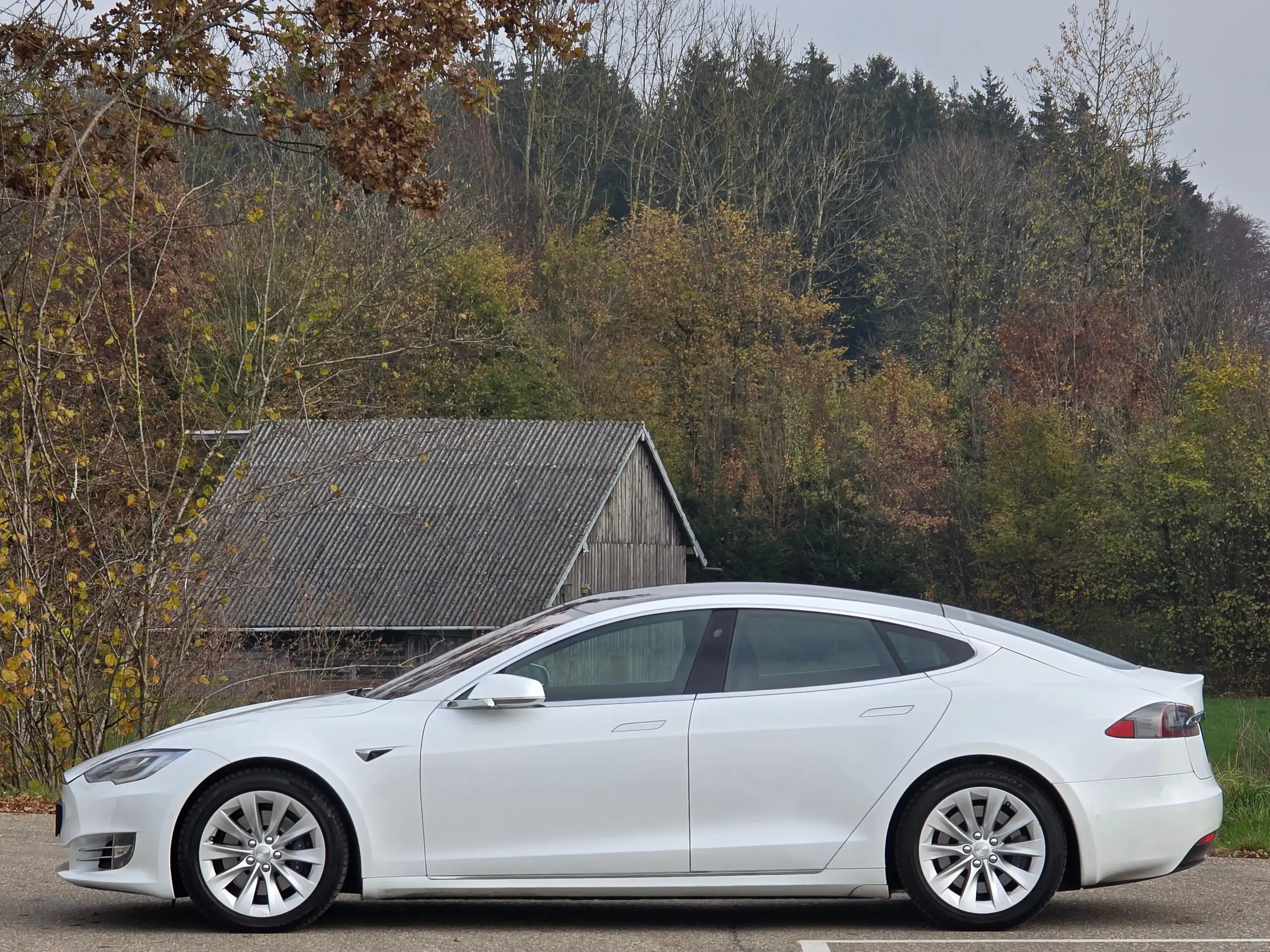 Tesla - Model S