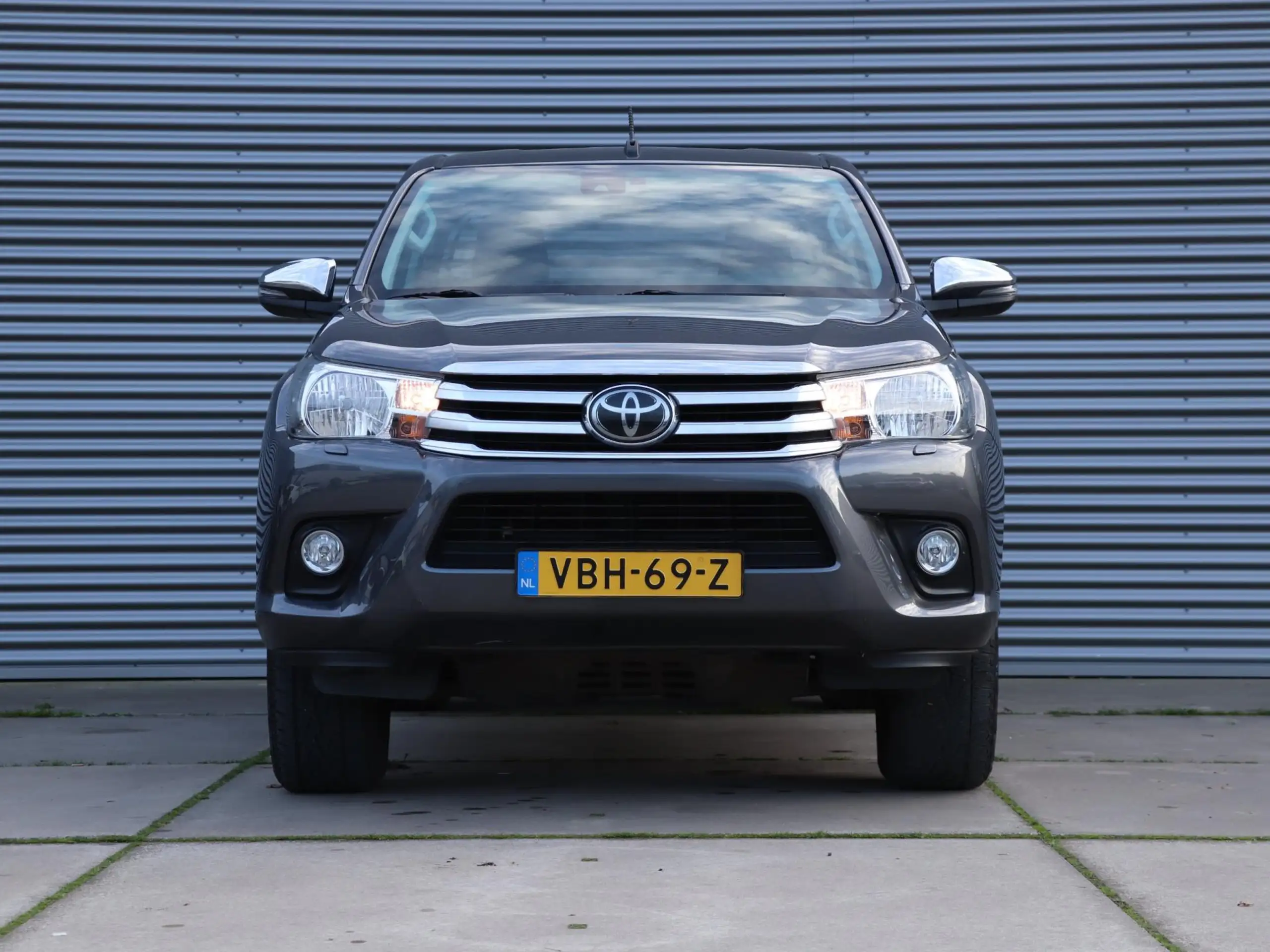 Toyota - Hilux