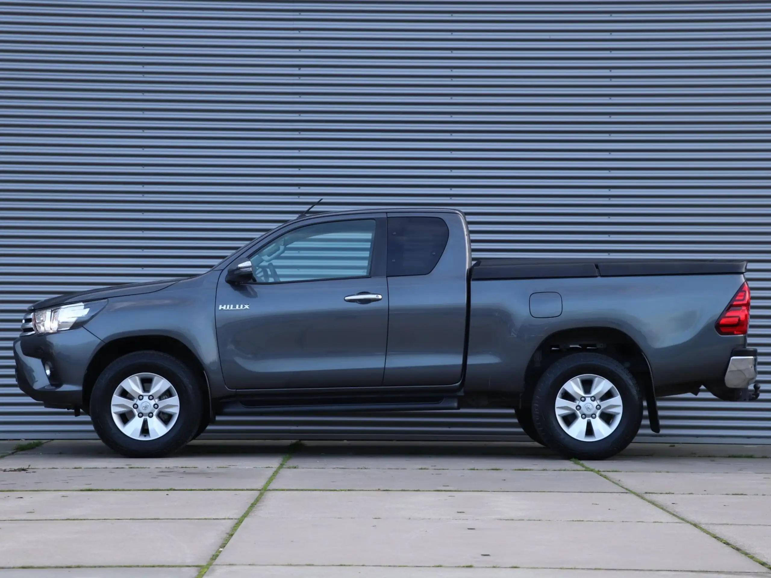 Toyota - Hilux