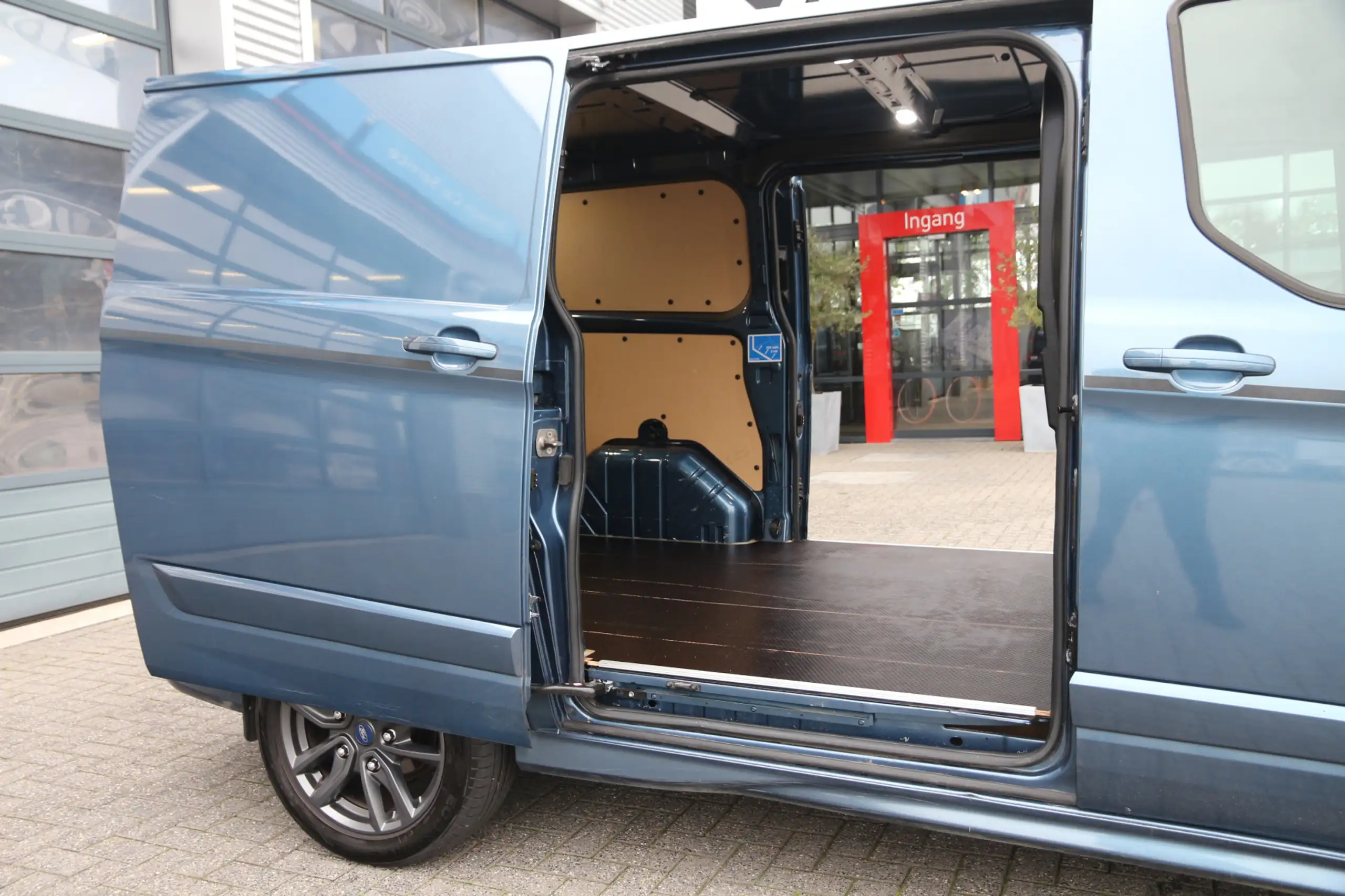 Ford - Transit Custom