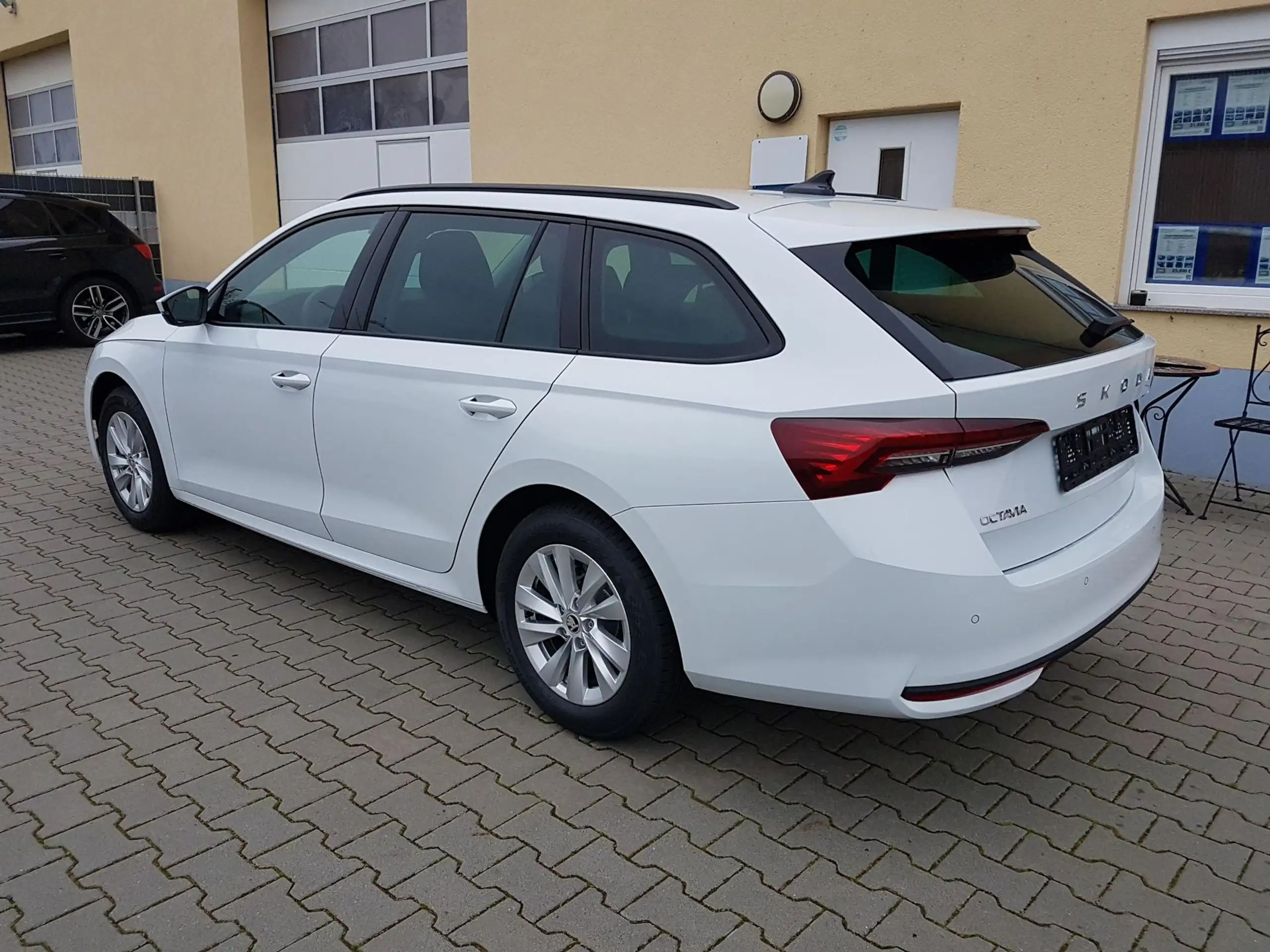 Skoda - Octavia