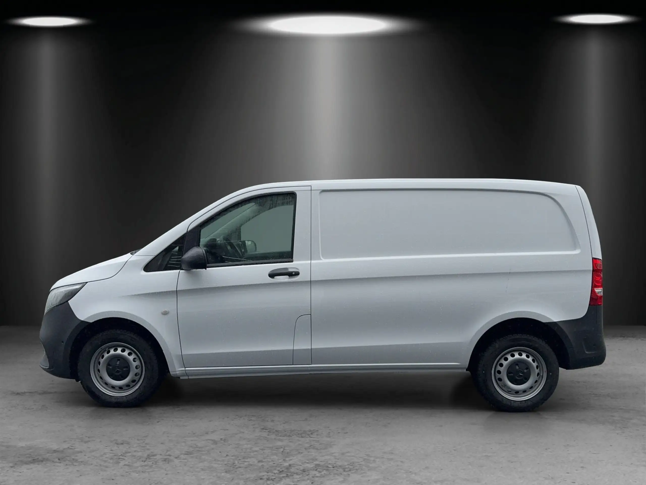 Mercedes-Benz - Vito