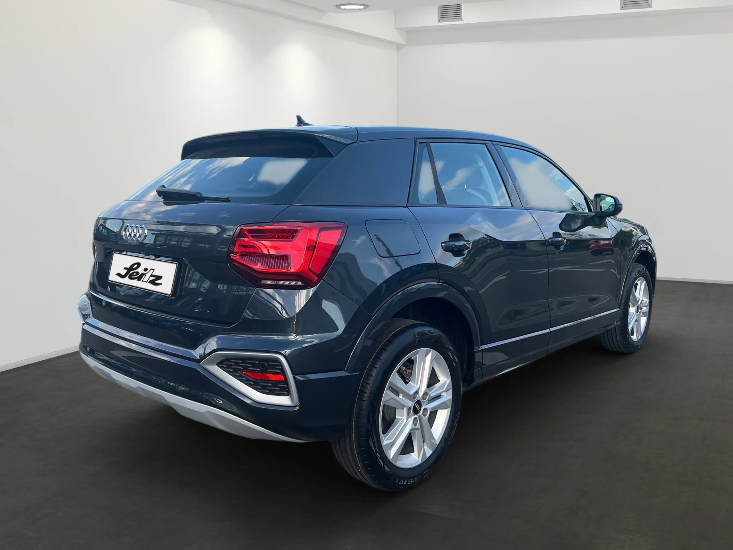 Audi - Q2