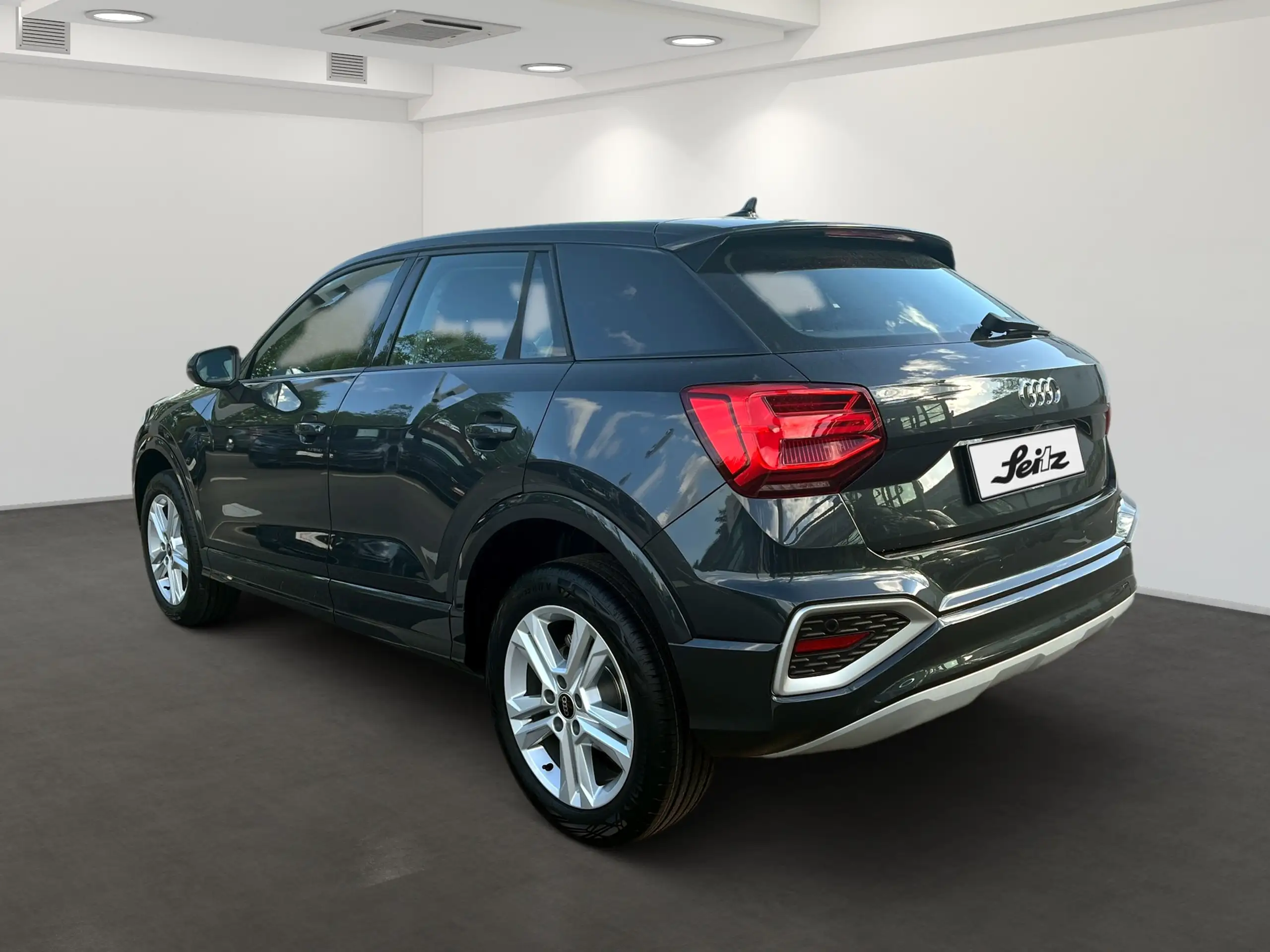 Audi - Q2