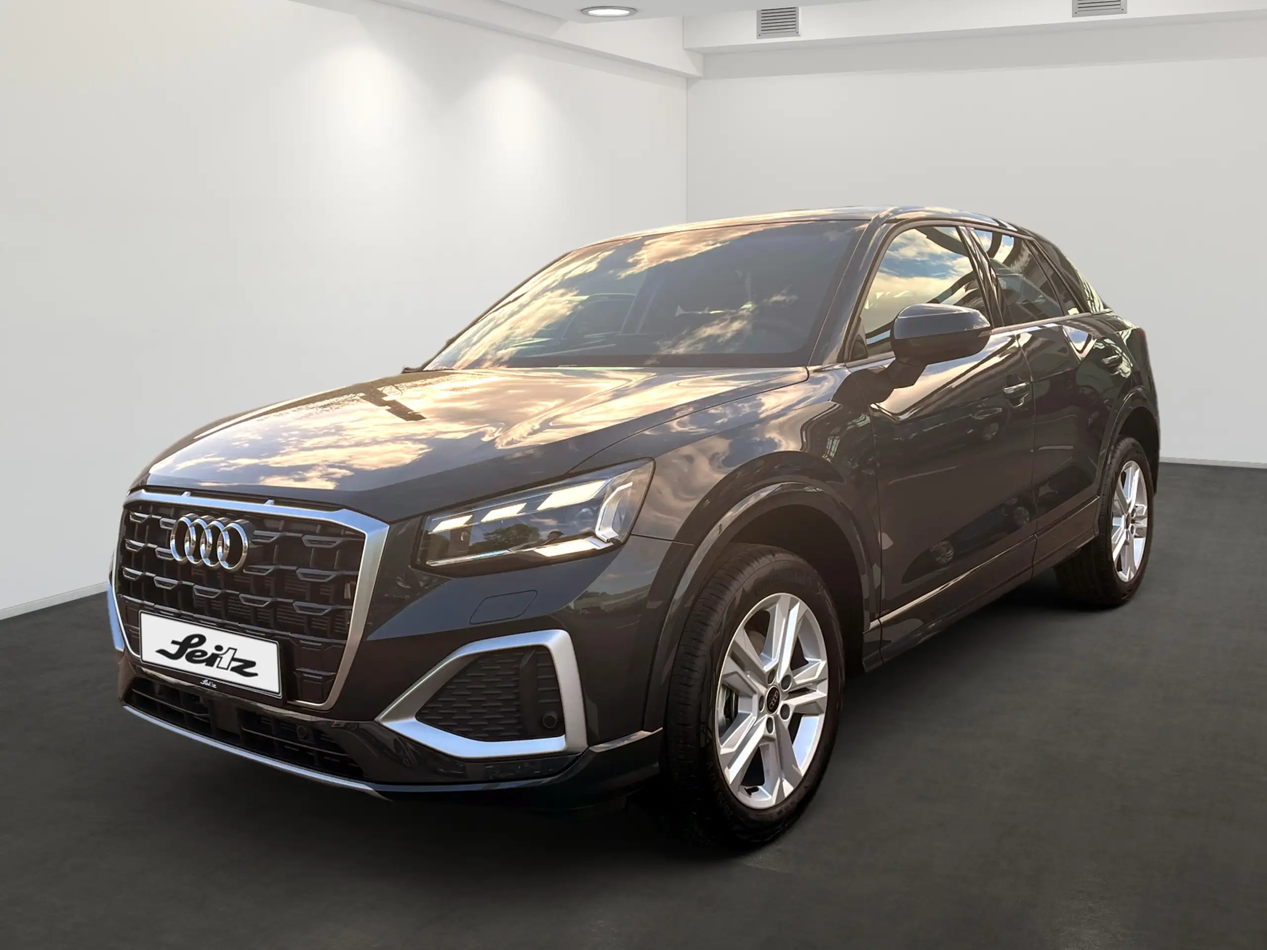 Audi - Q2