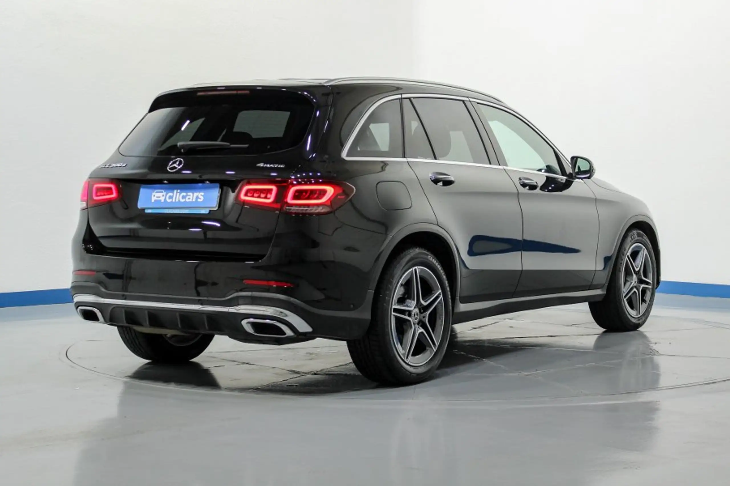 Mercedes-Benz - GLC 300