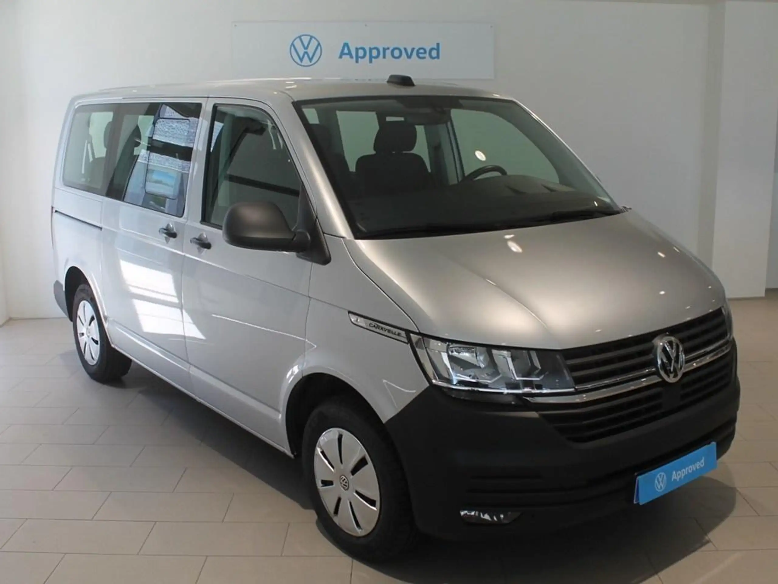 Volkswagen T6 Caravelle 2023