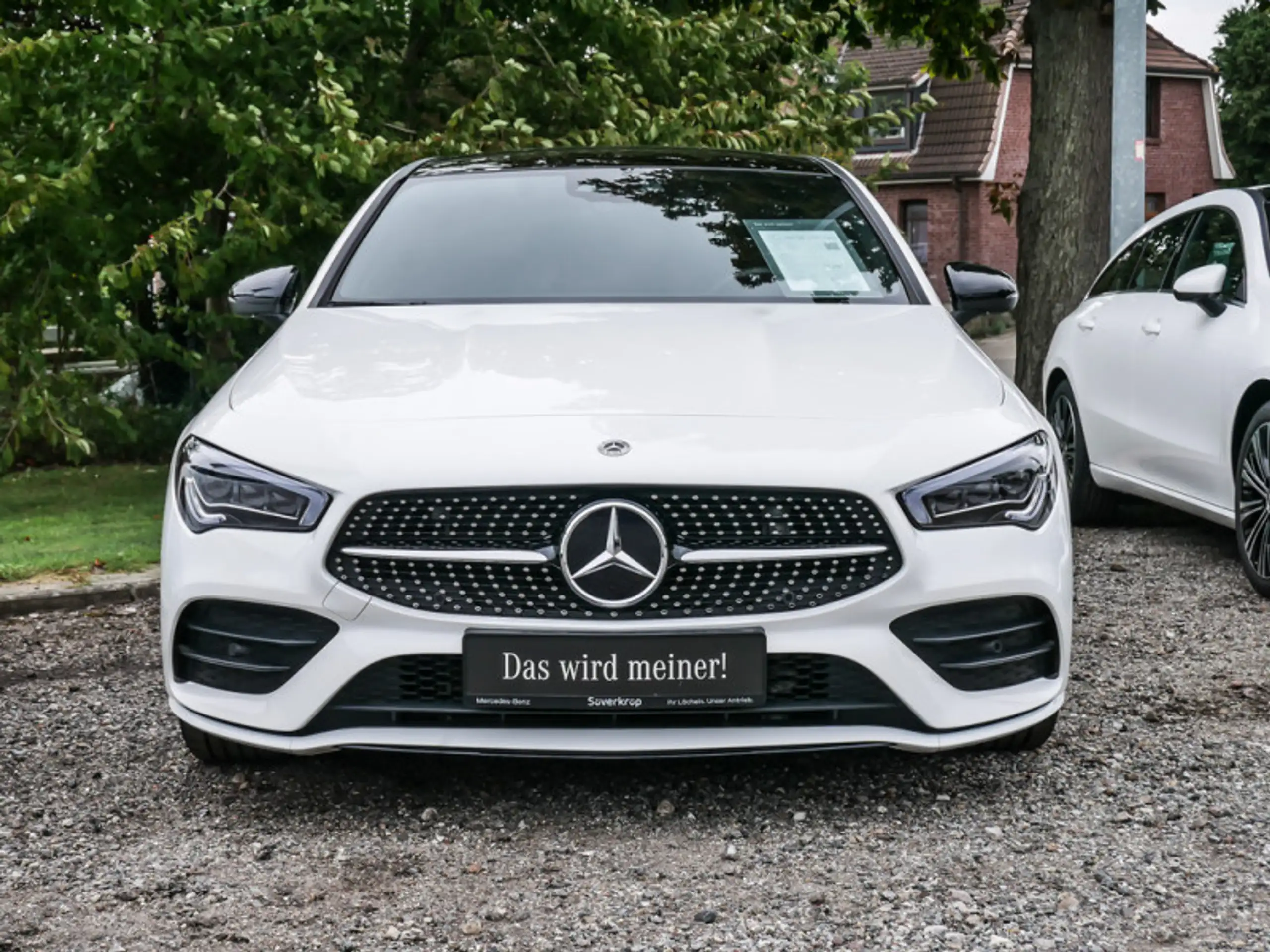 Mercedes-Benz - CLA 200