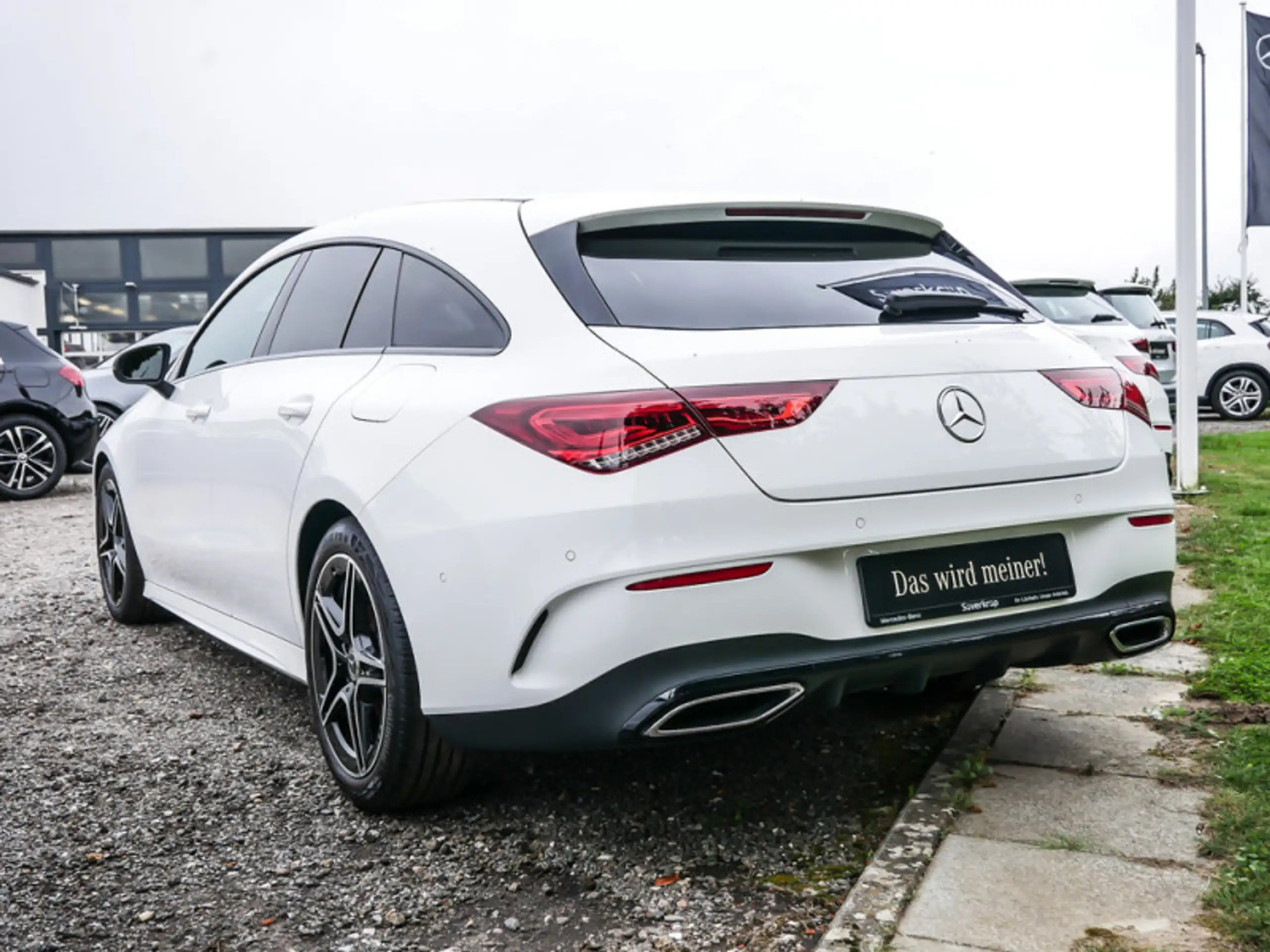 Mercedes-Benz - CLA 200