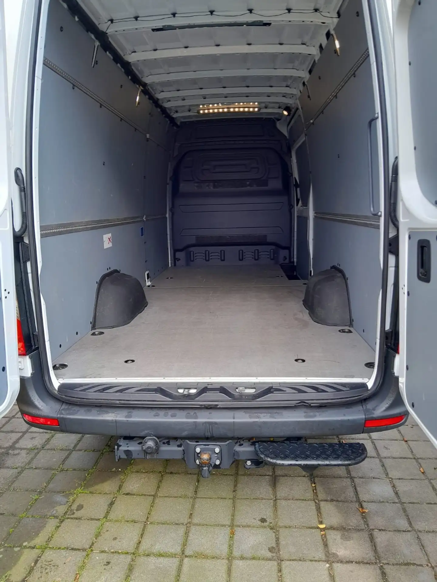 Mercedes-Benz - Sprinter