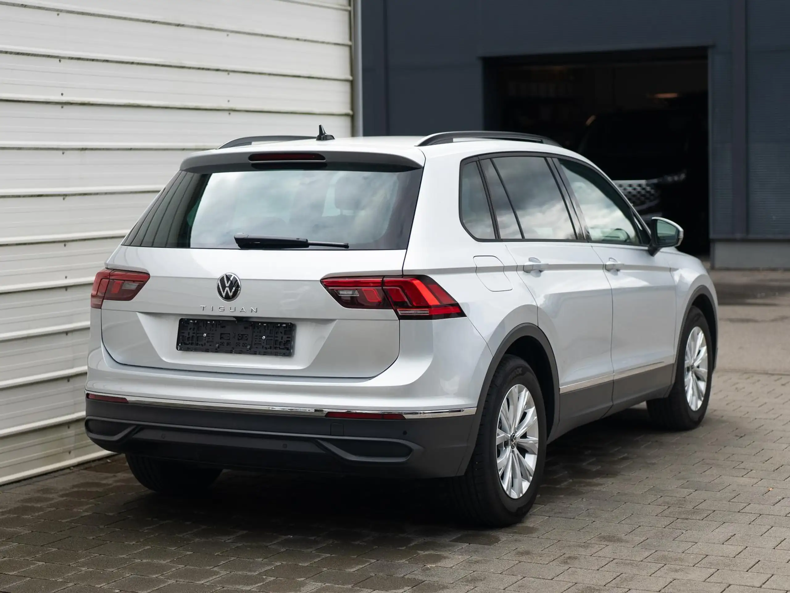 Volkswagen - Tiguan