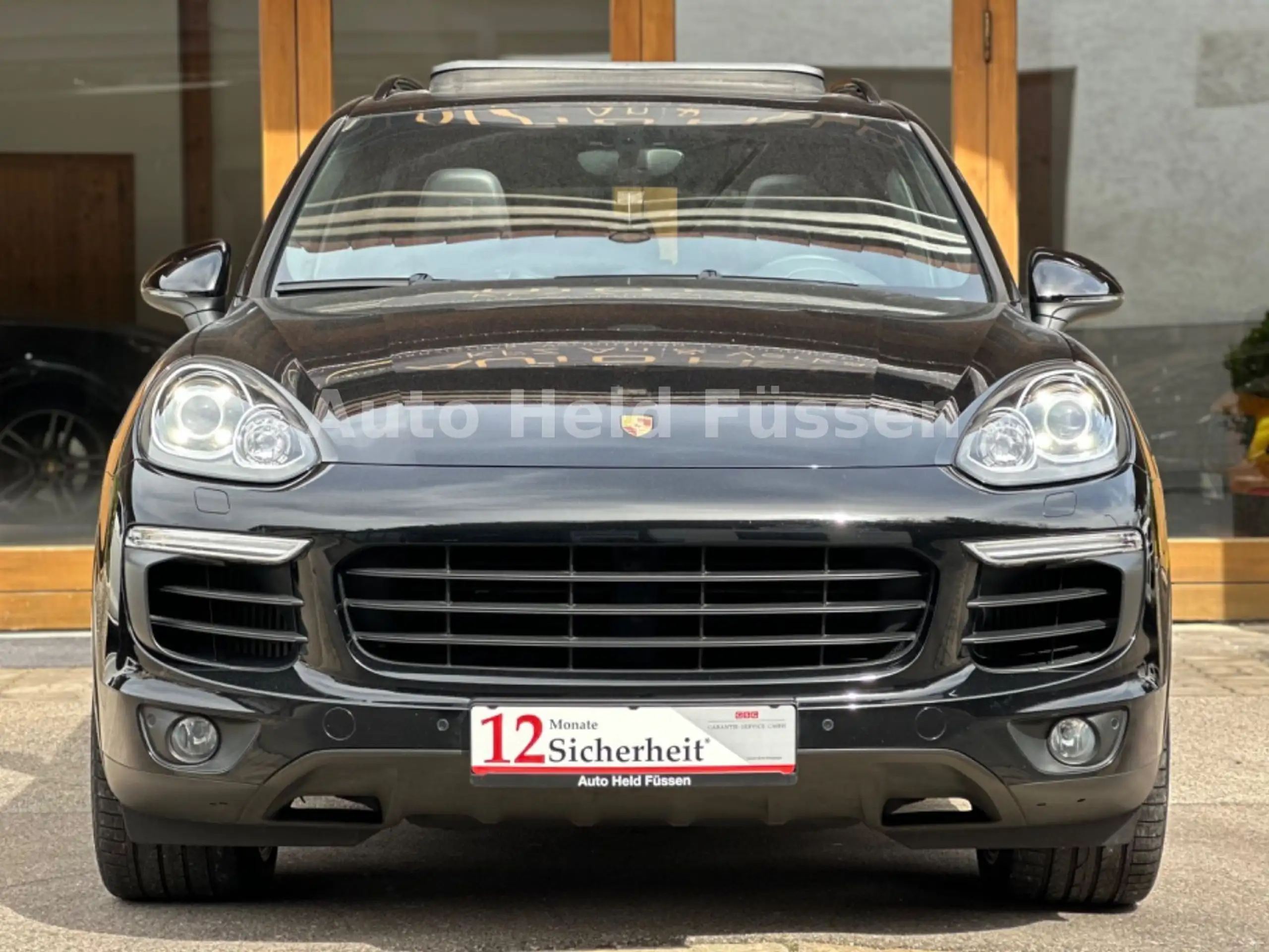 Porsche - Cayenne