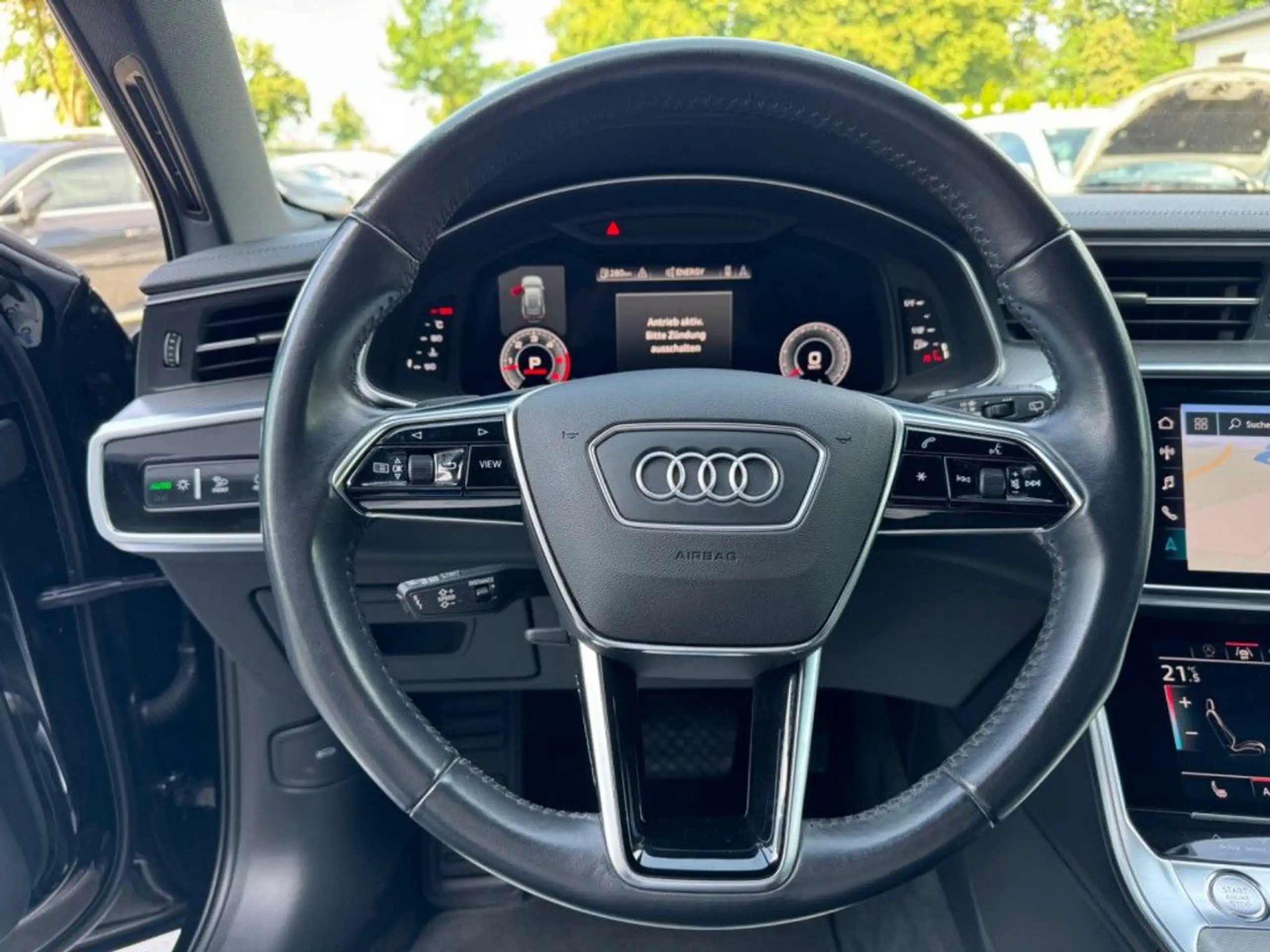 Audi - A6