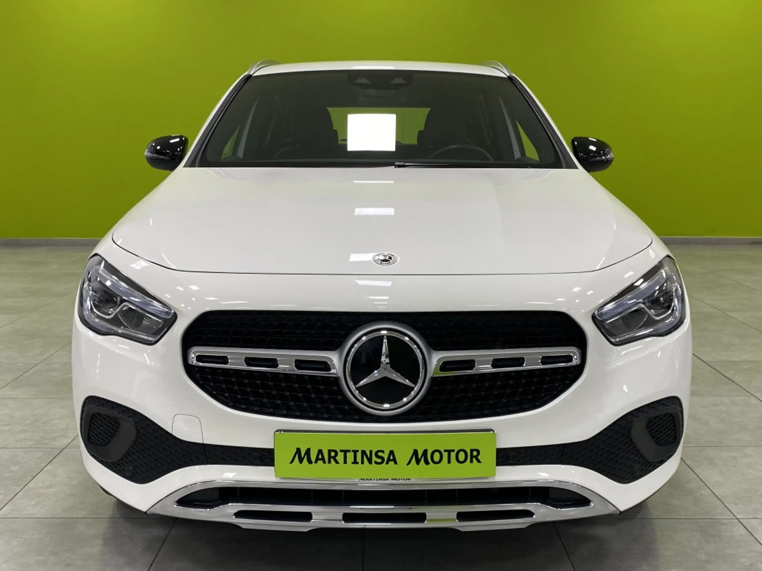 Mercedes-Benz - GLA 200