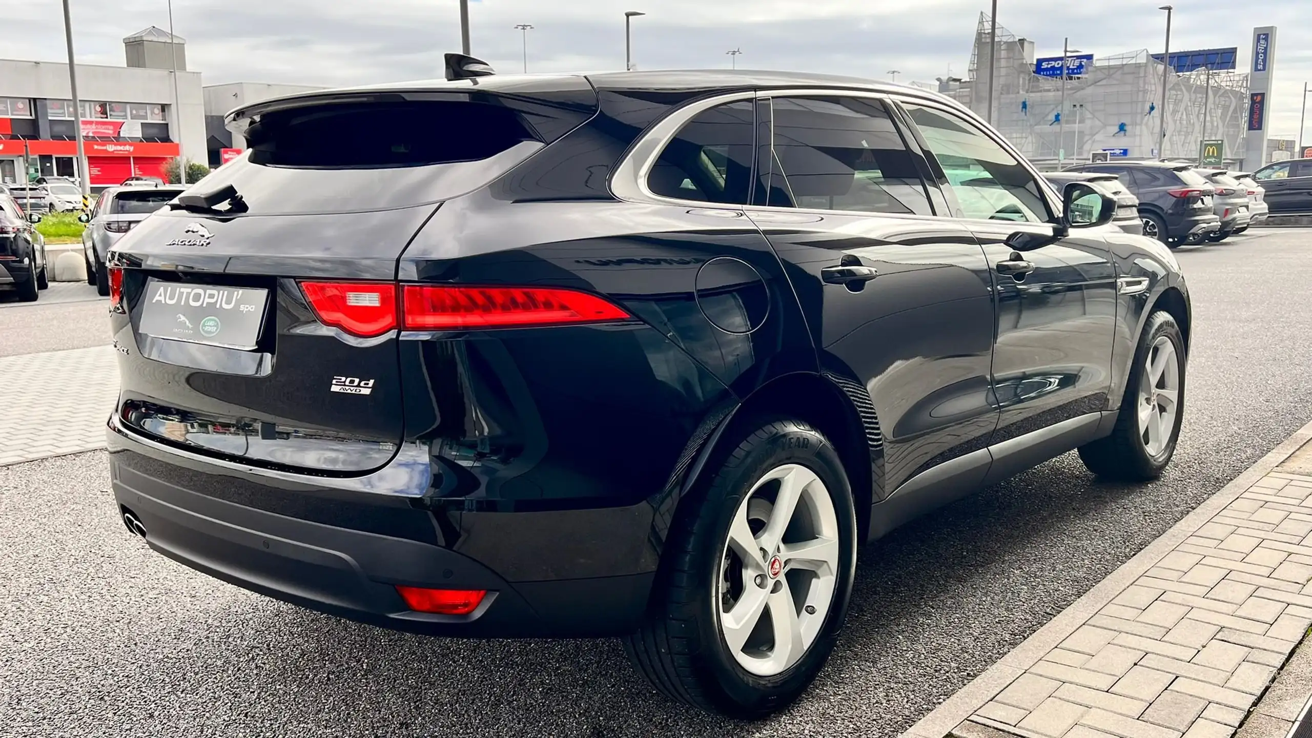 Jaguar - F-Pace