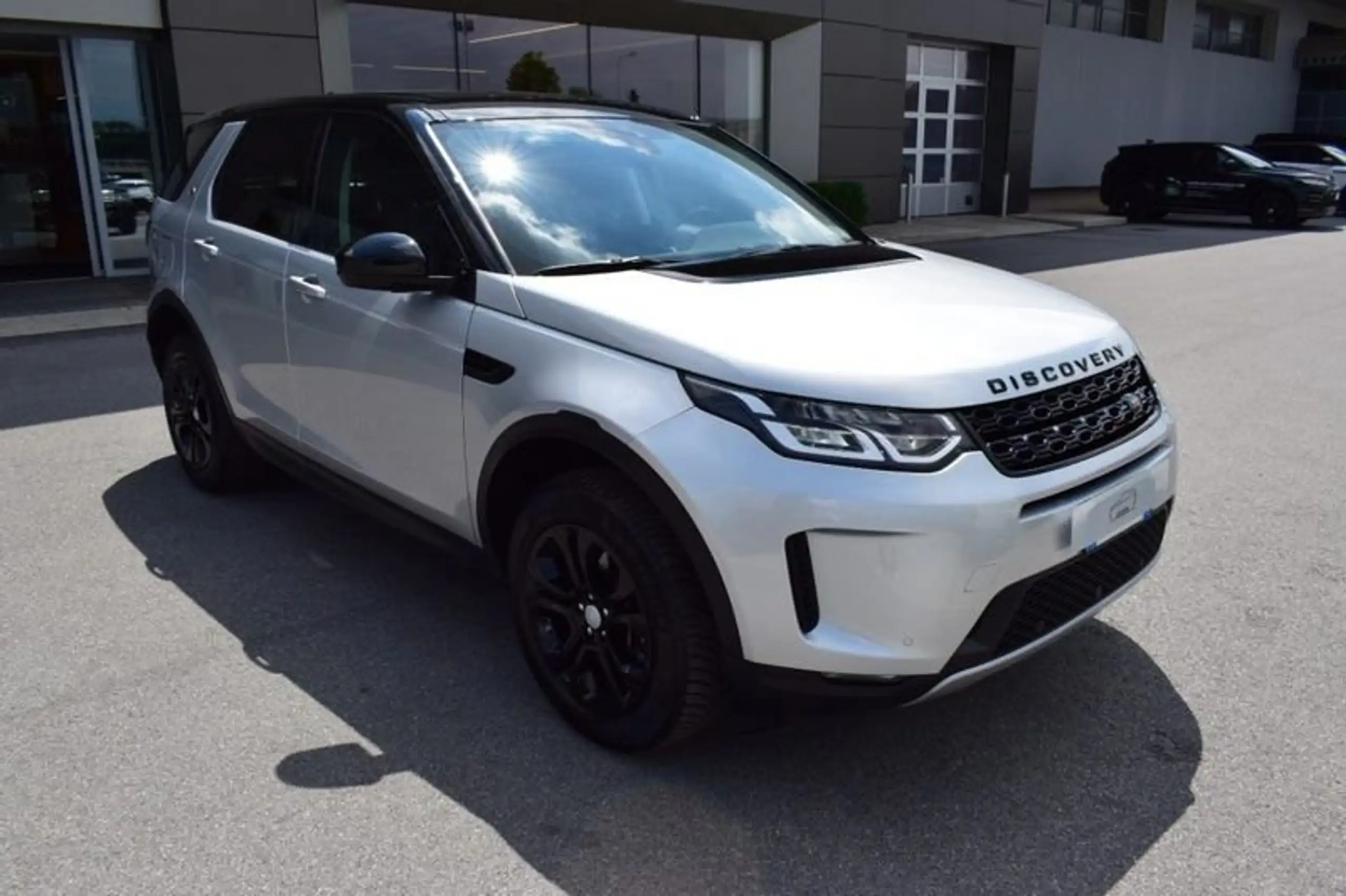 Land Rover - Discovery Sport