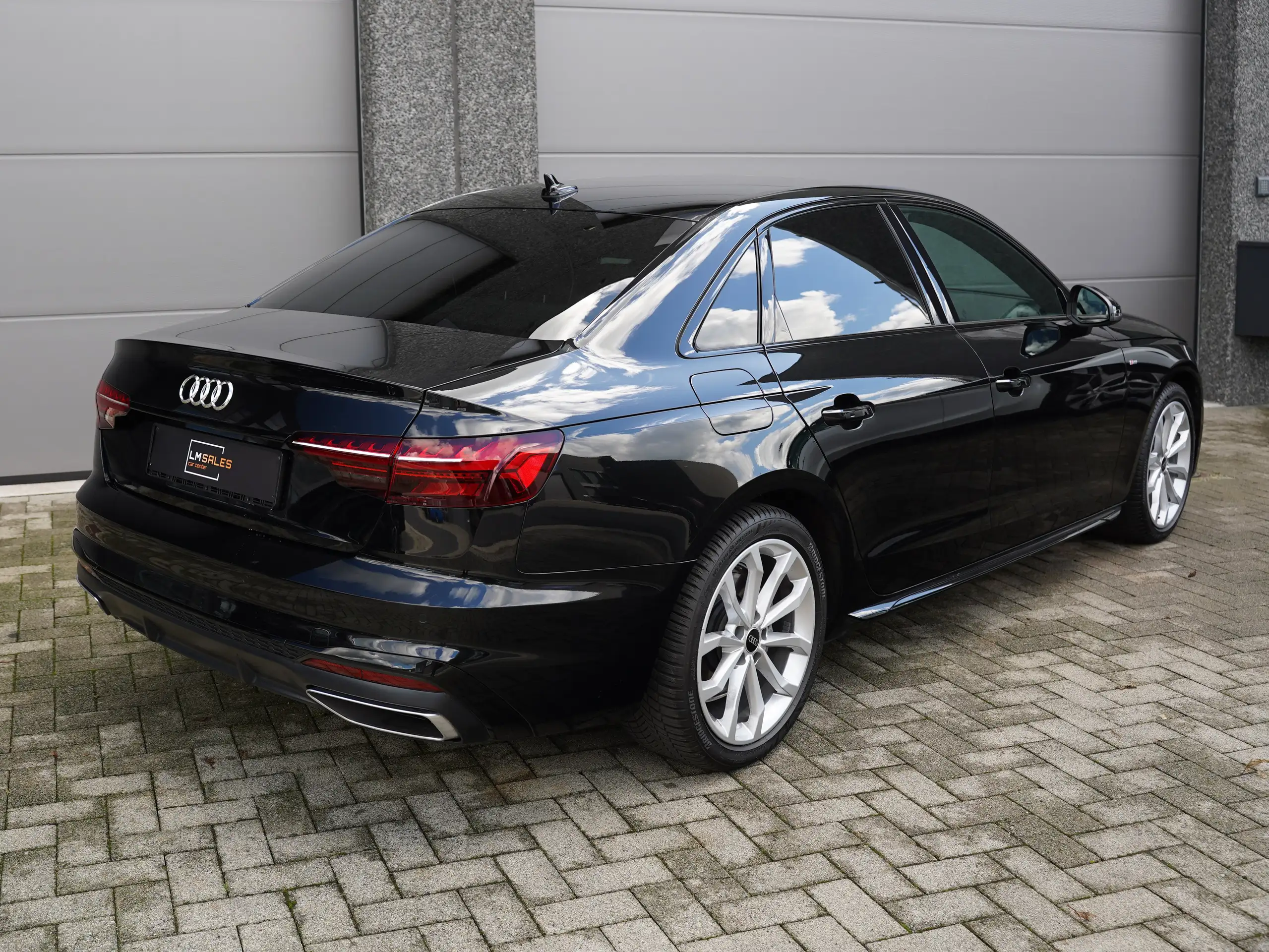 Audi - A4