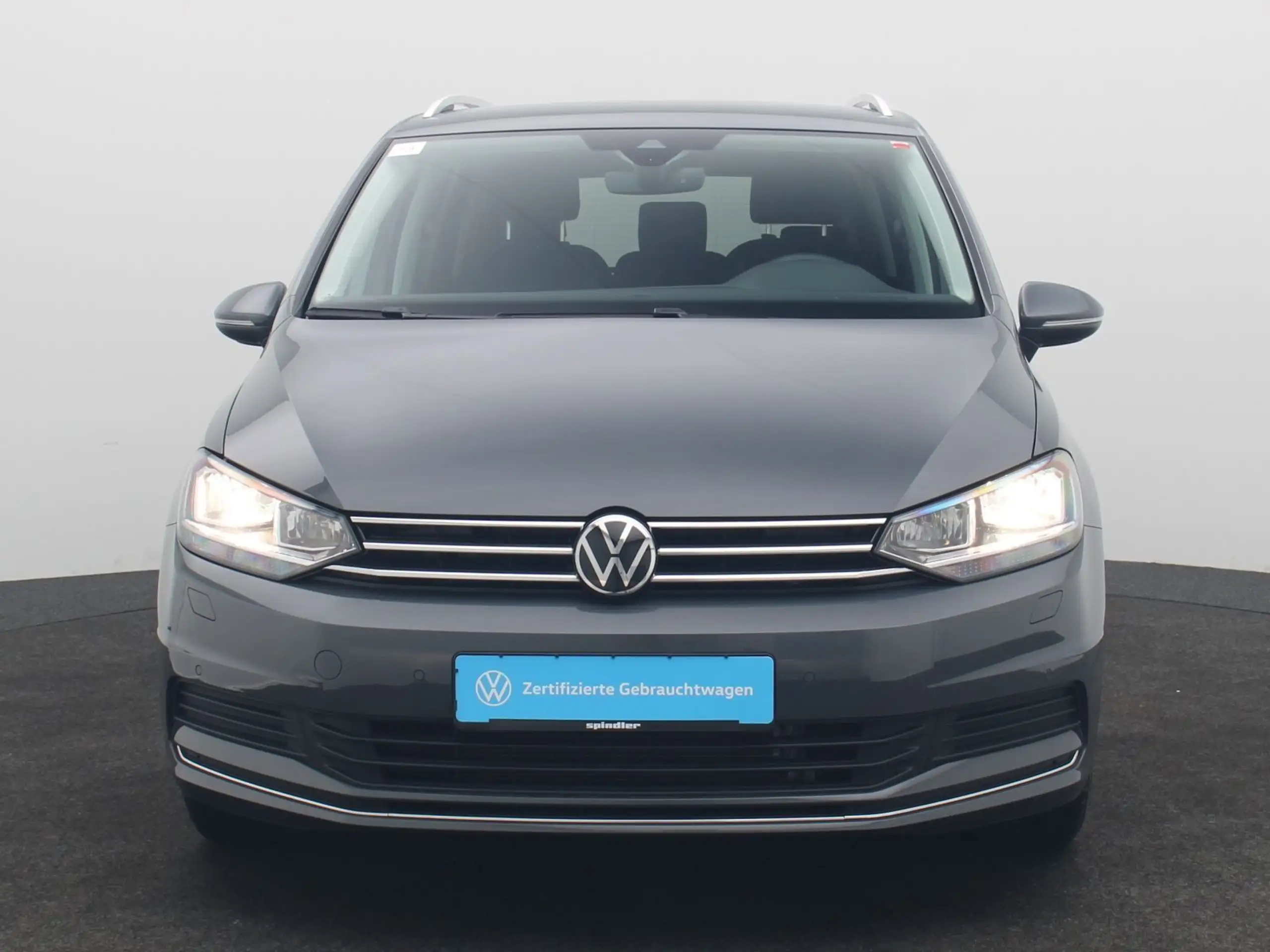 Volkswagen - Touran