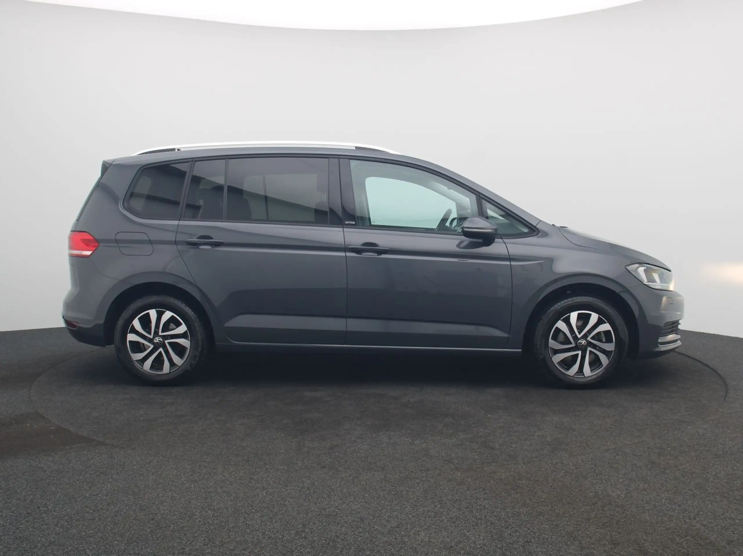 Volkswagen - Touran