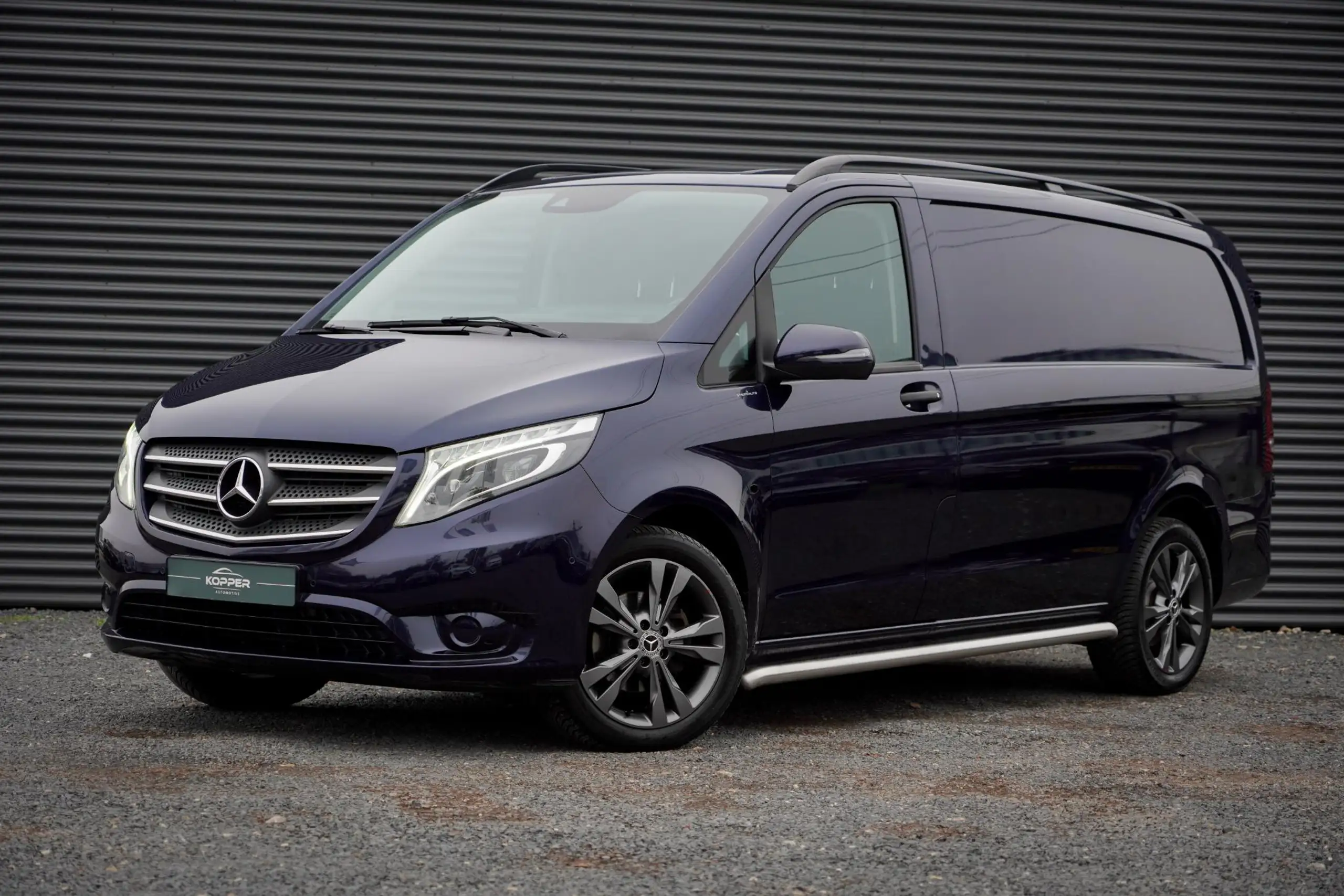 Mercedes-Benz - Vito