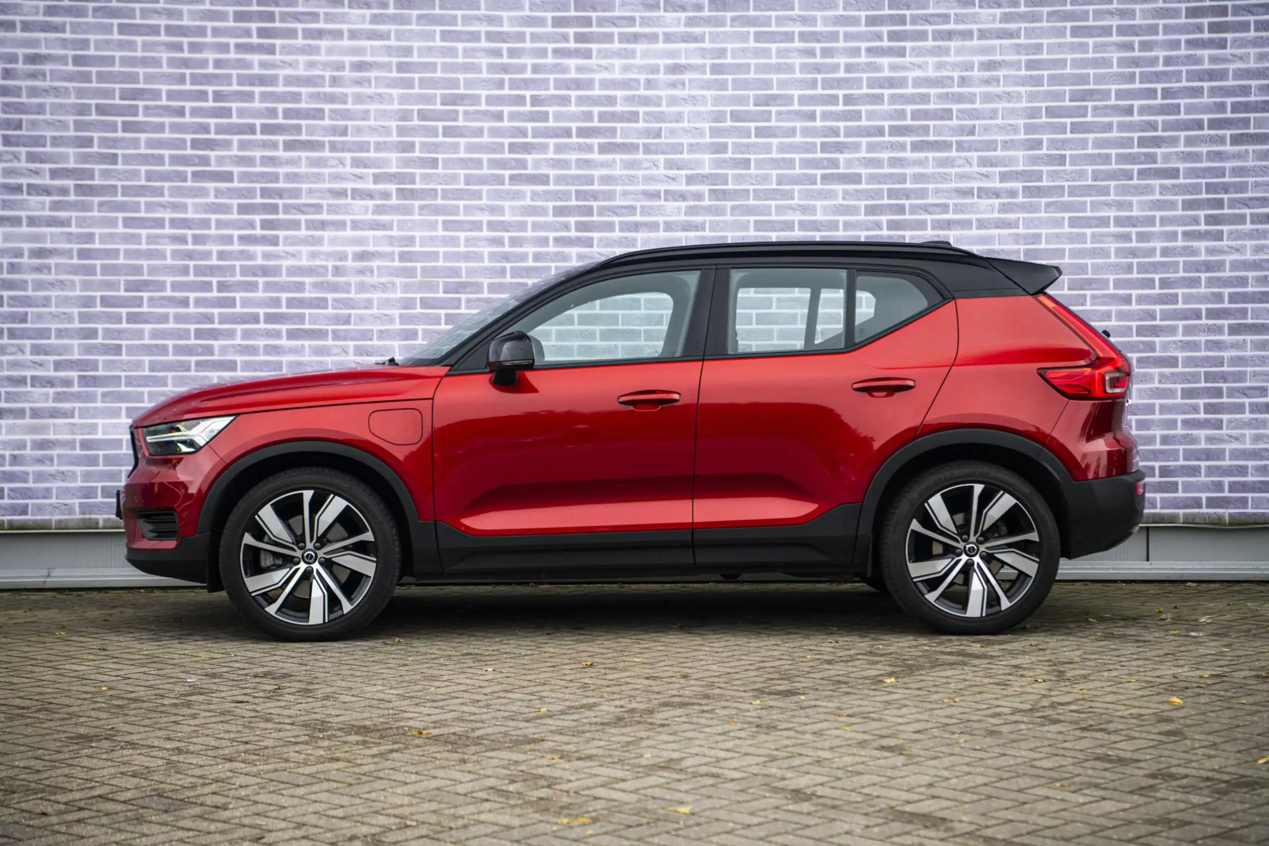 Volvo - XC40