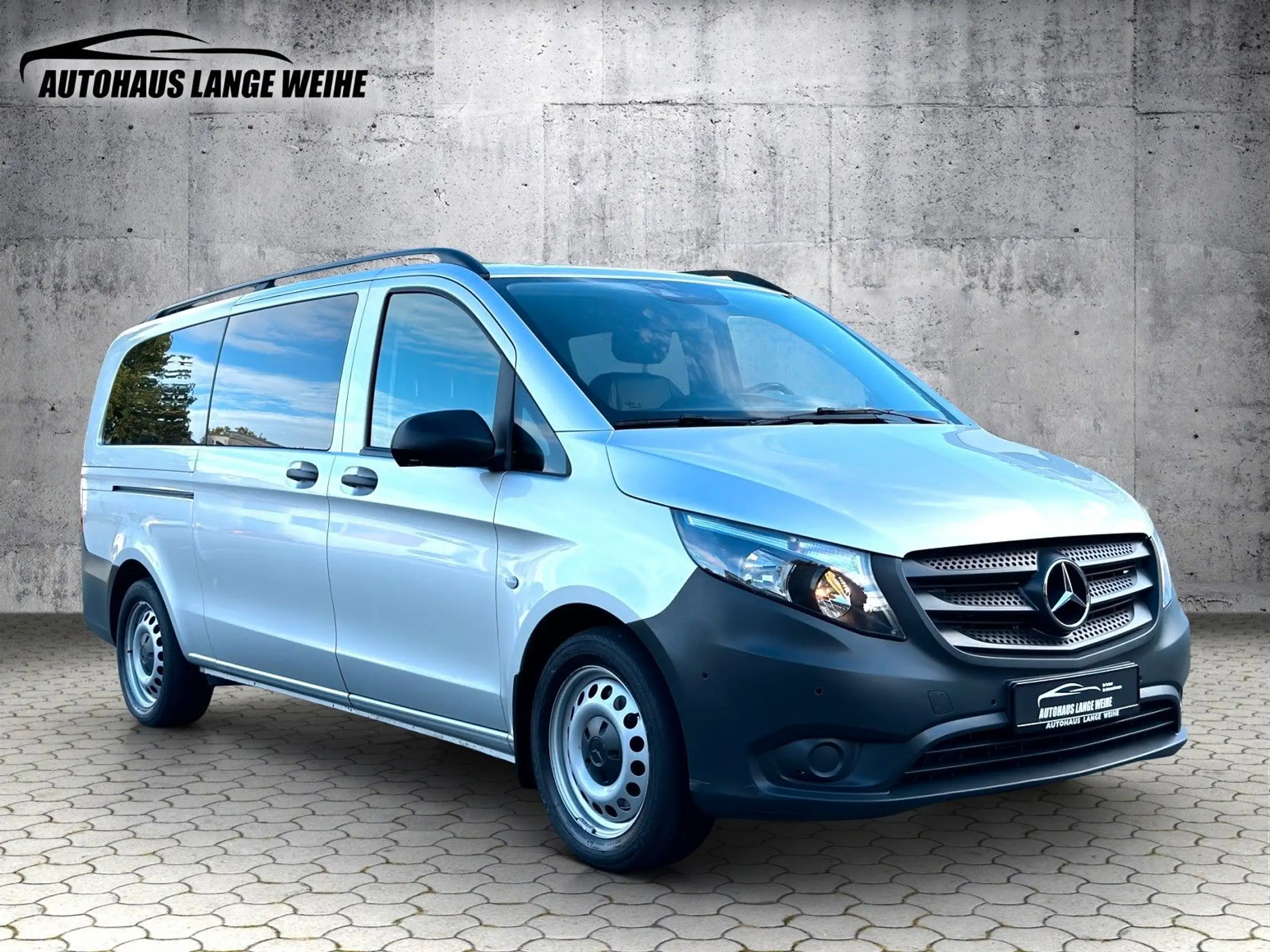 Mercedes-Benz - Vito