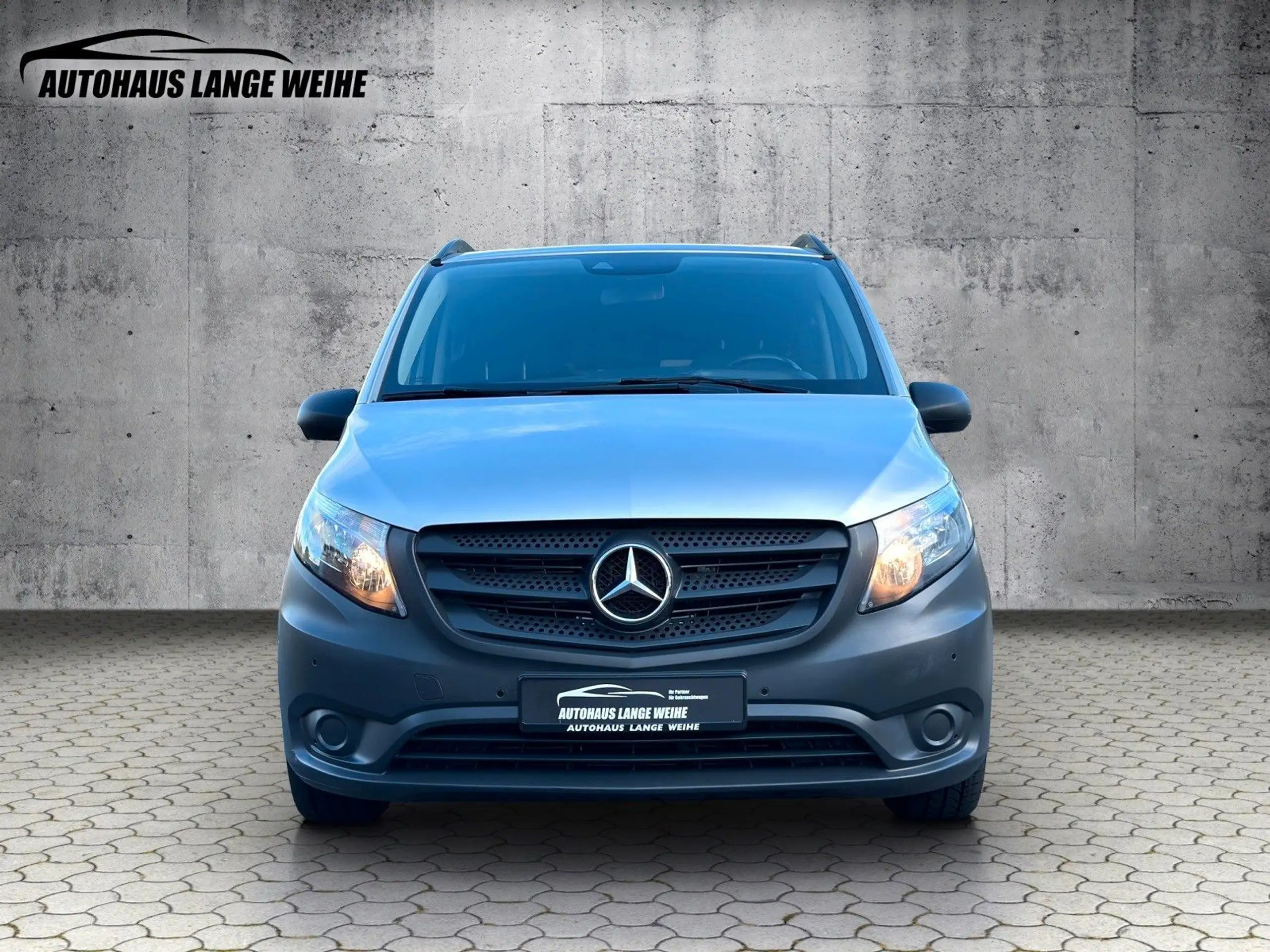 Mercedes-Benz - Vito