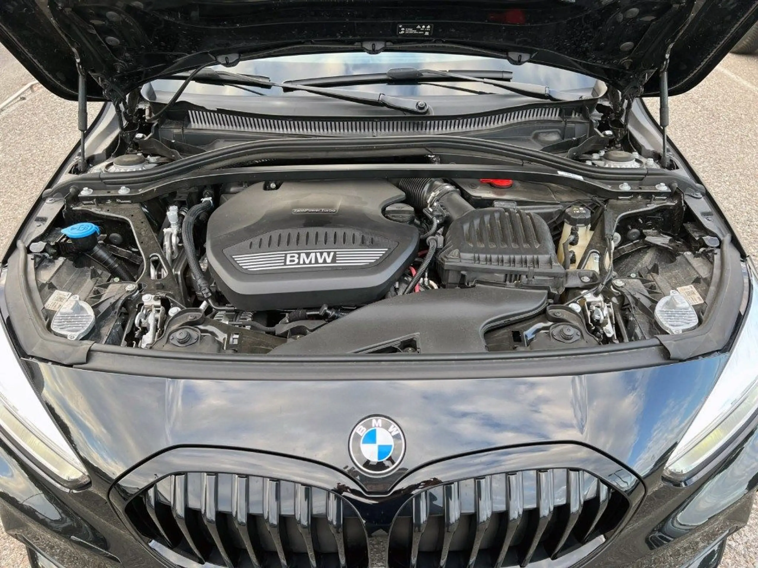 BMW - 118