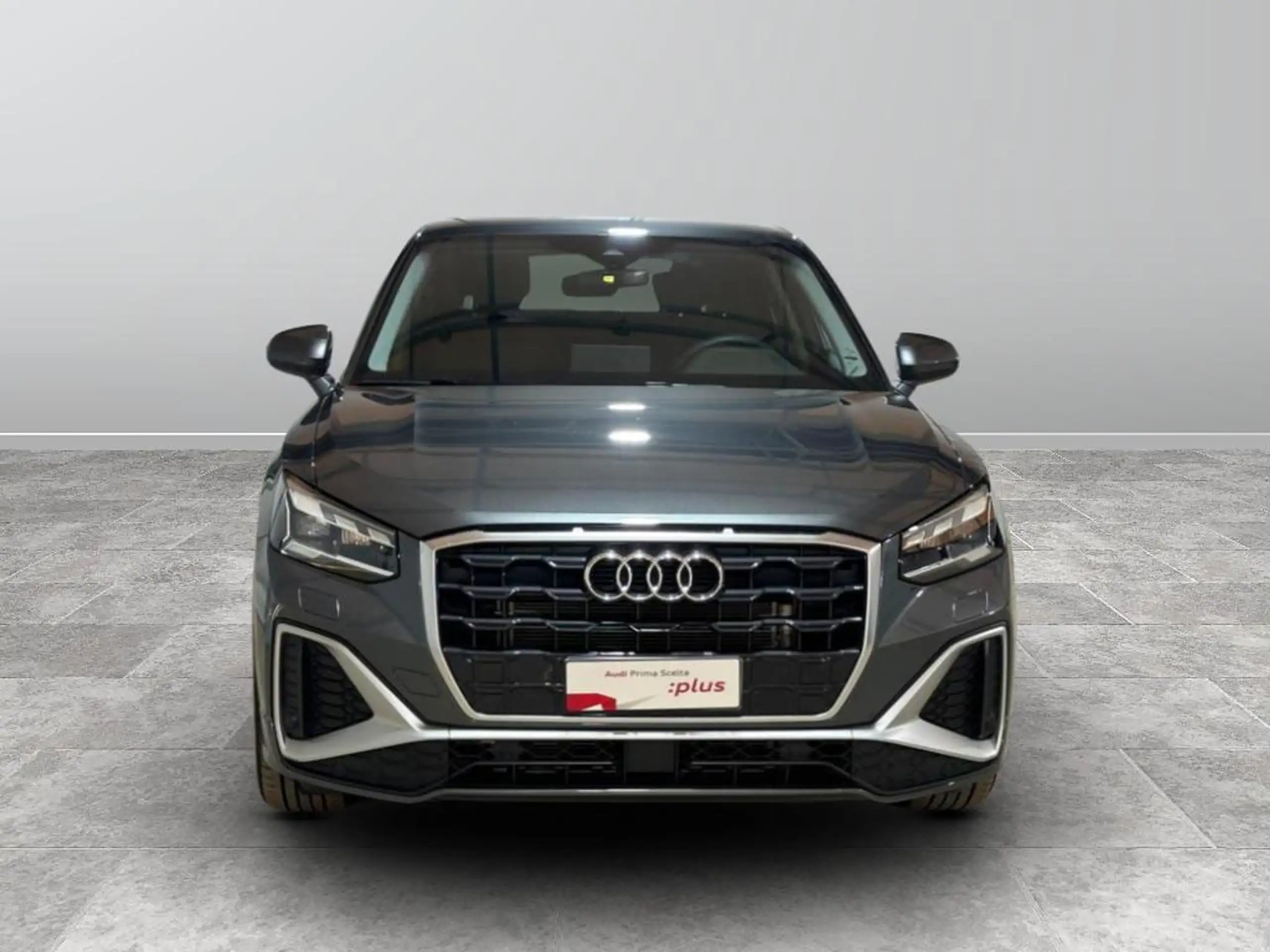 Audi - Q2