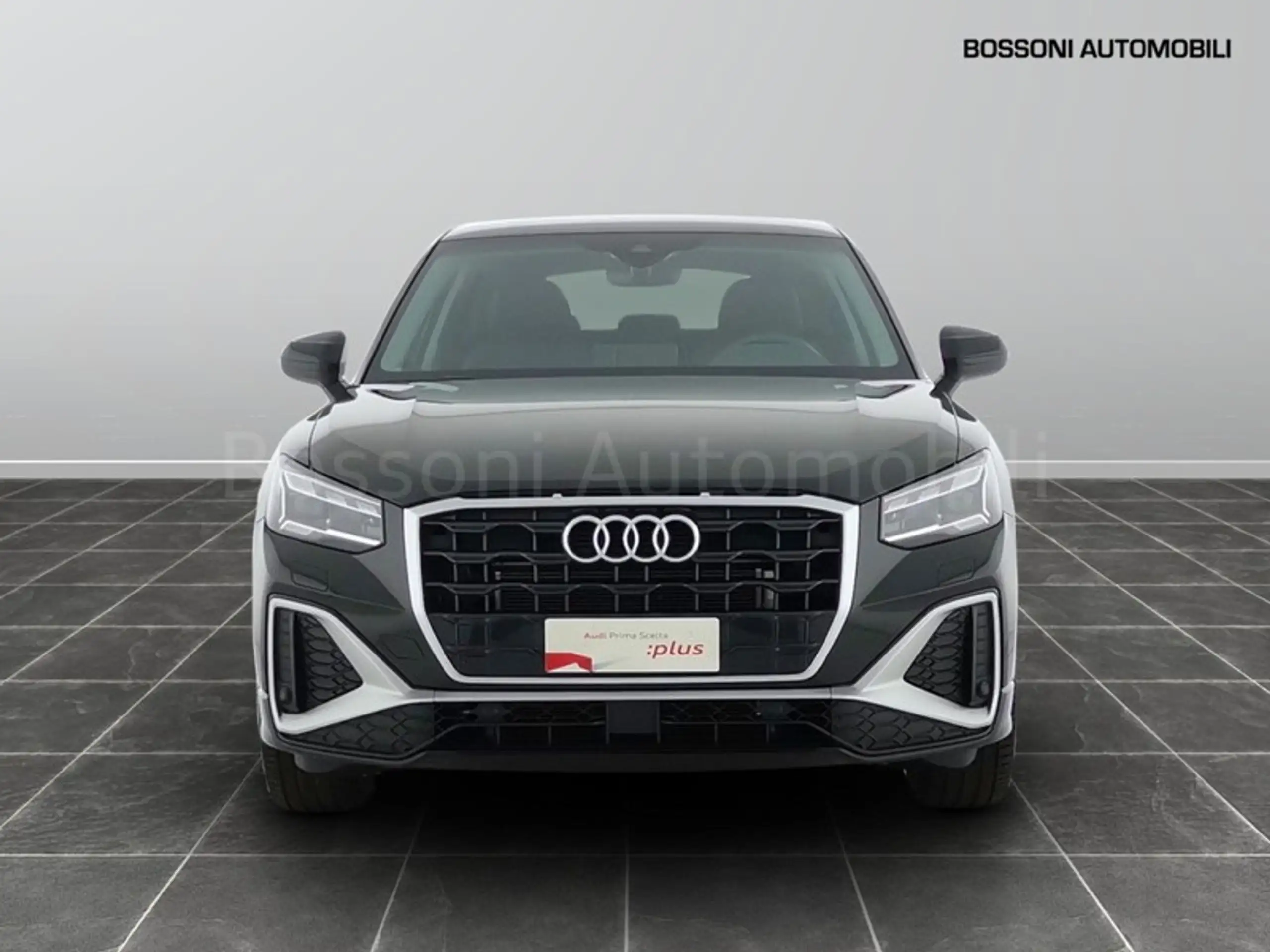 Audi - Q2