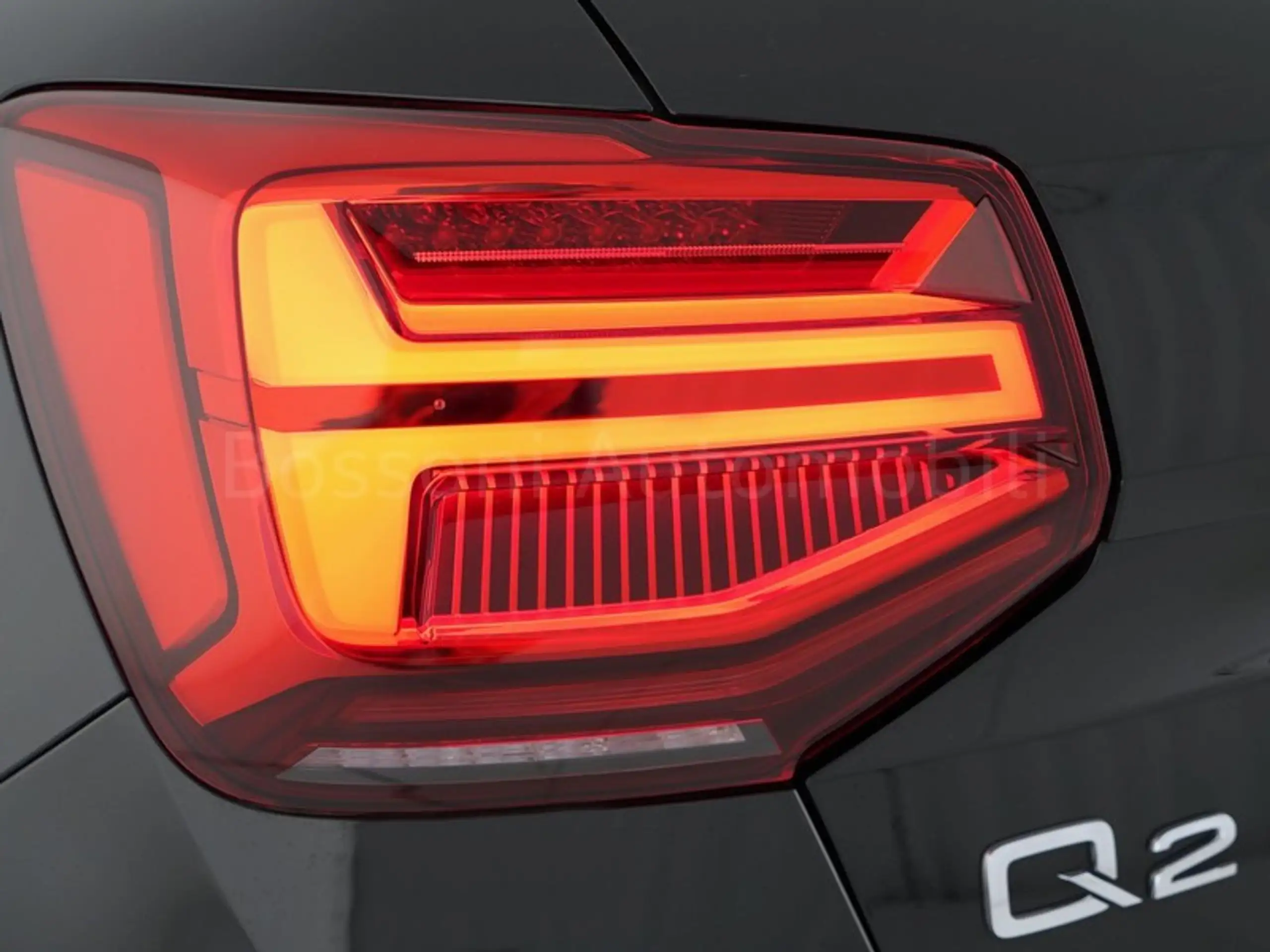 Audi - Q2