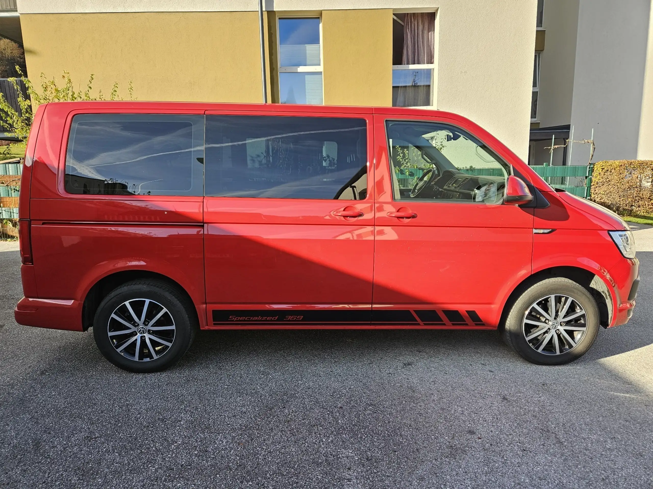 Volkswagen - T6 Kombi