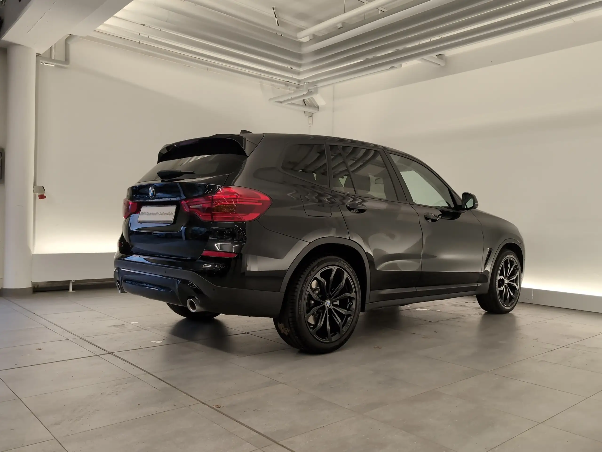 BMW - X3