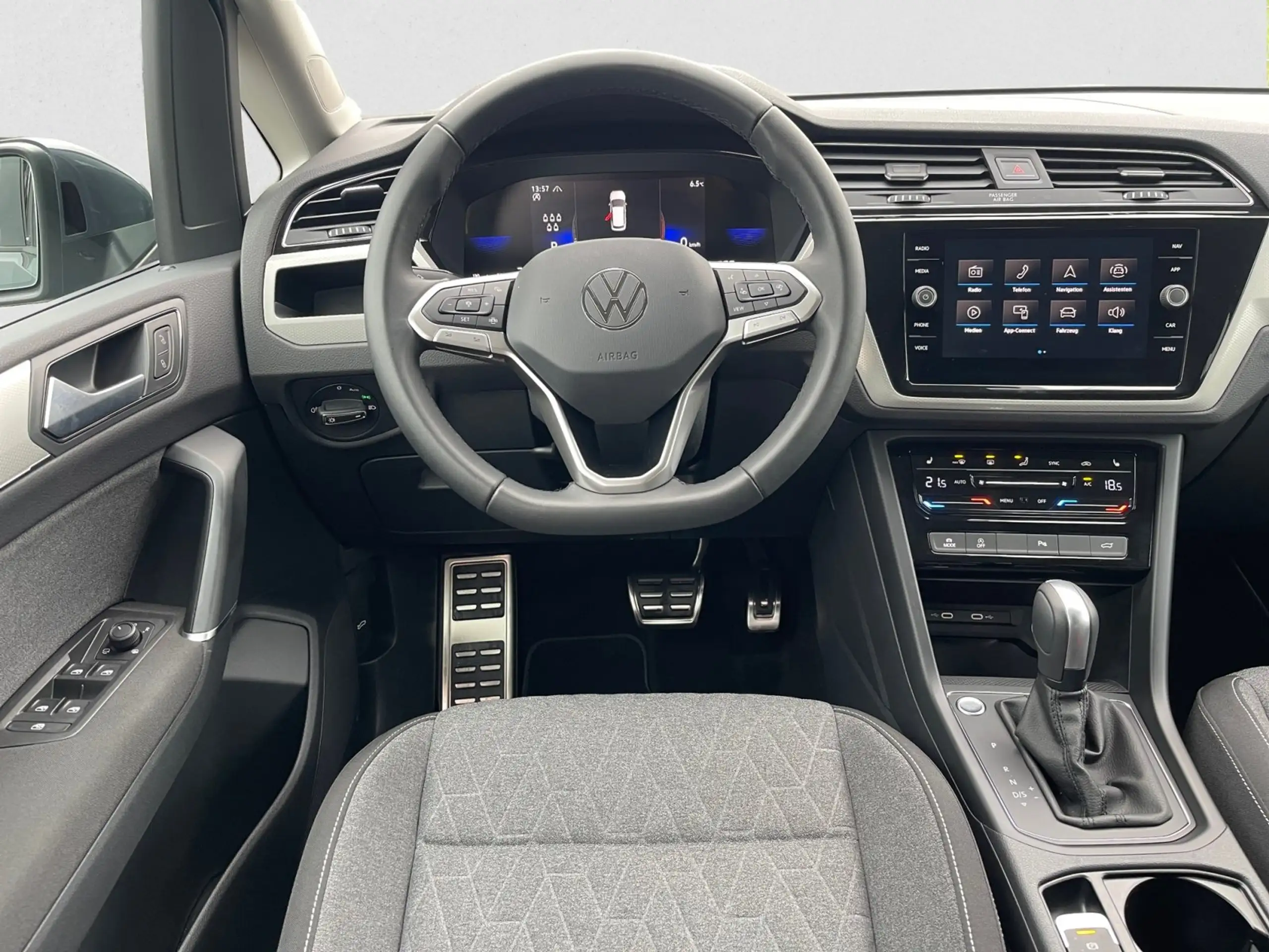 Volkswagen - Touran