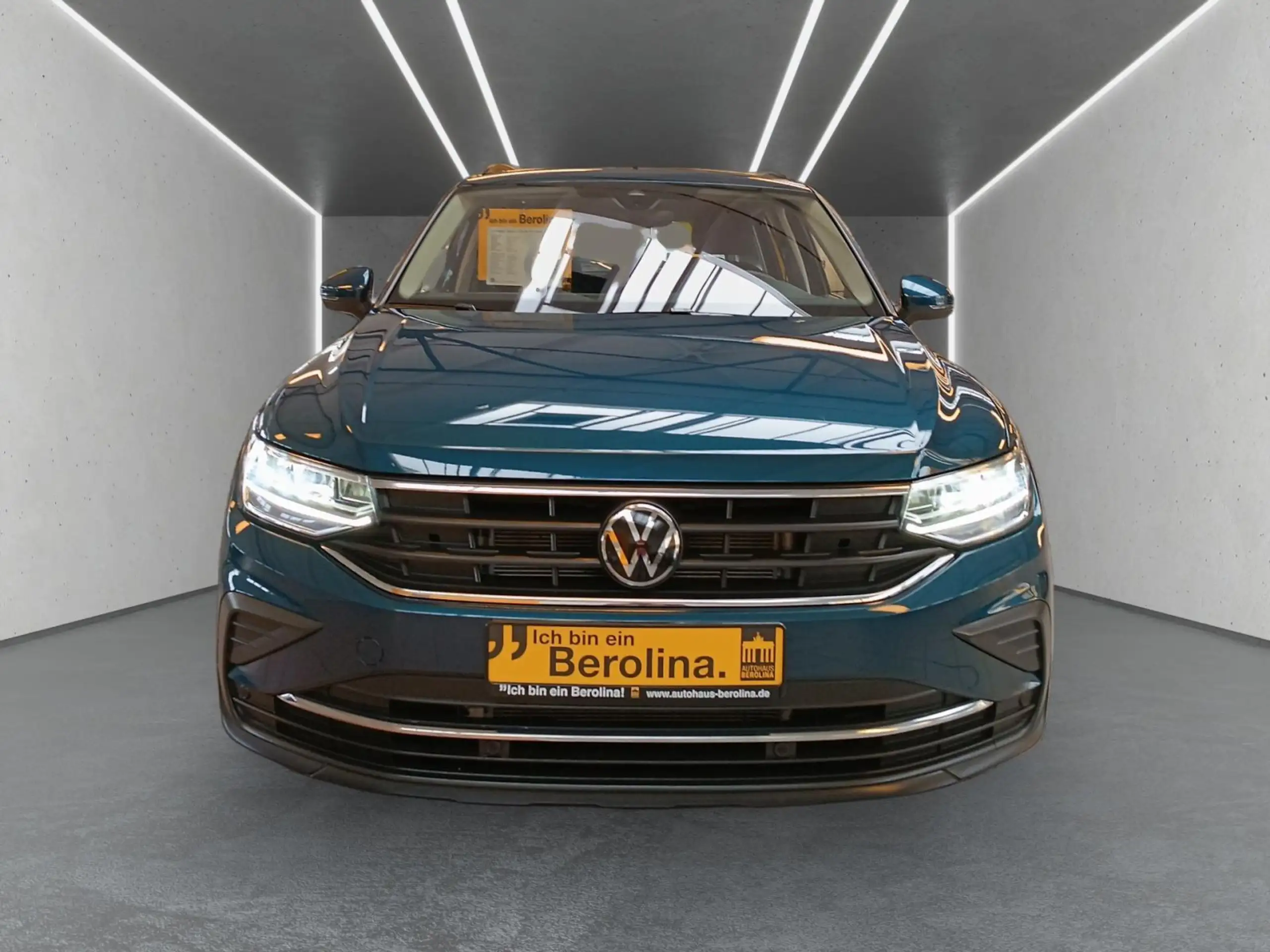 Volkswagen - Tiguan