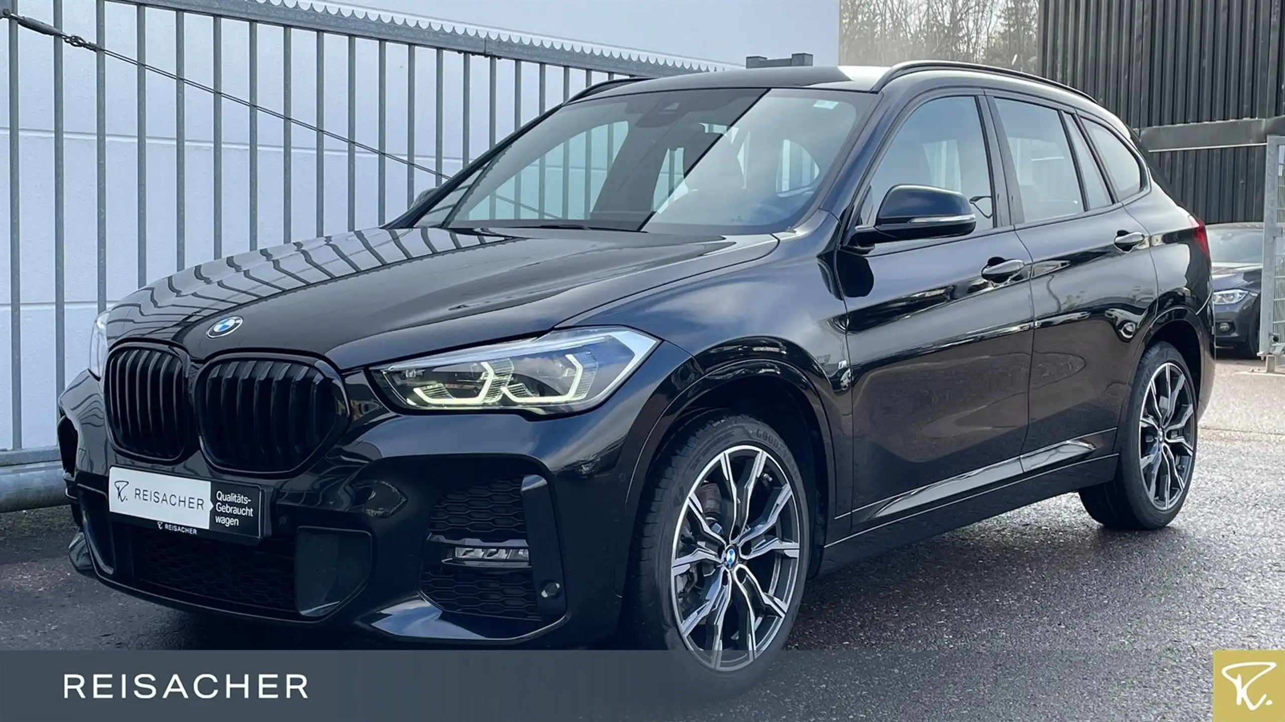 BMW - X1