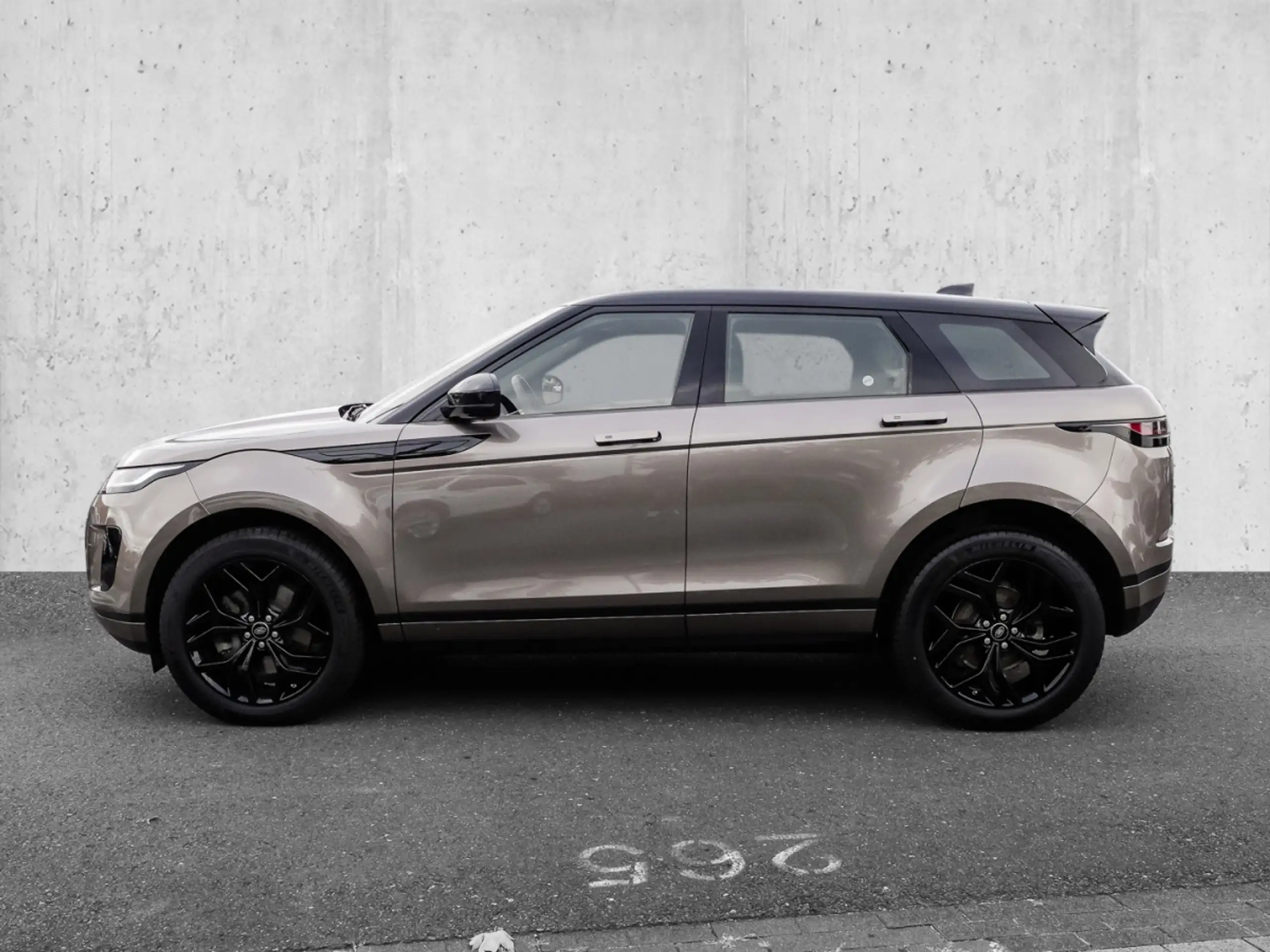 Land Rover - Range Rover Evoque