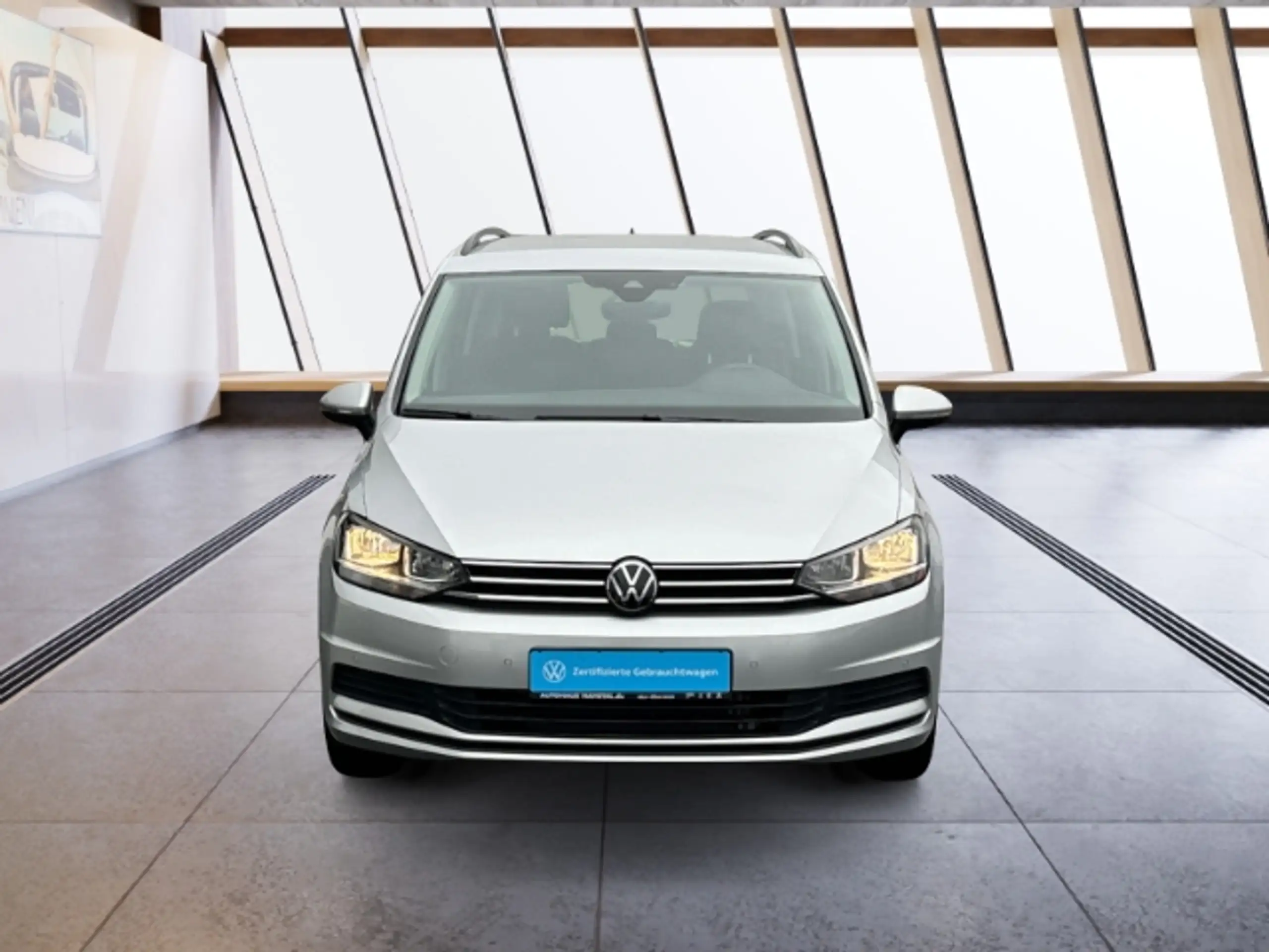 Volkswagen - Touran