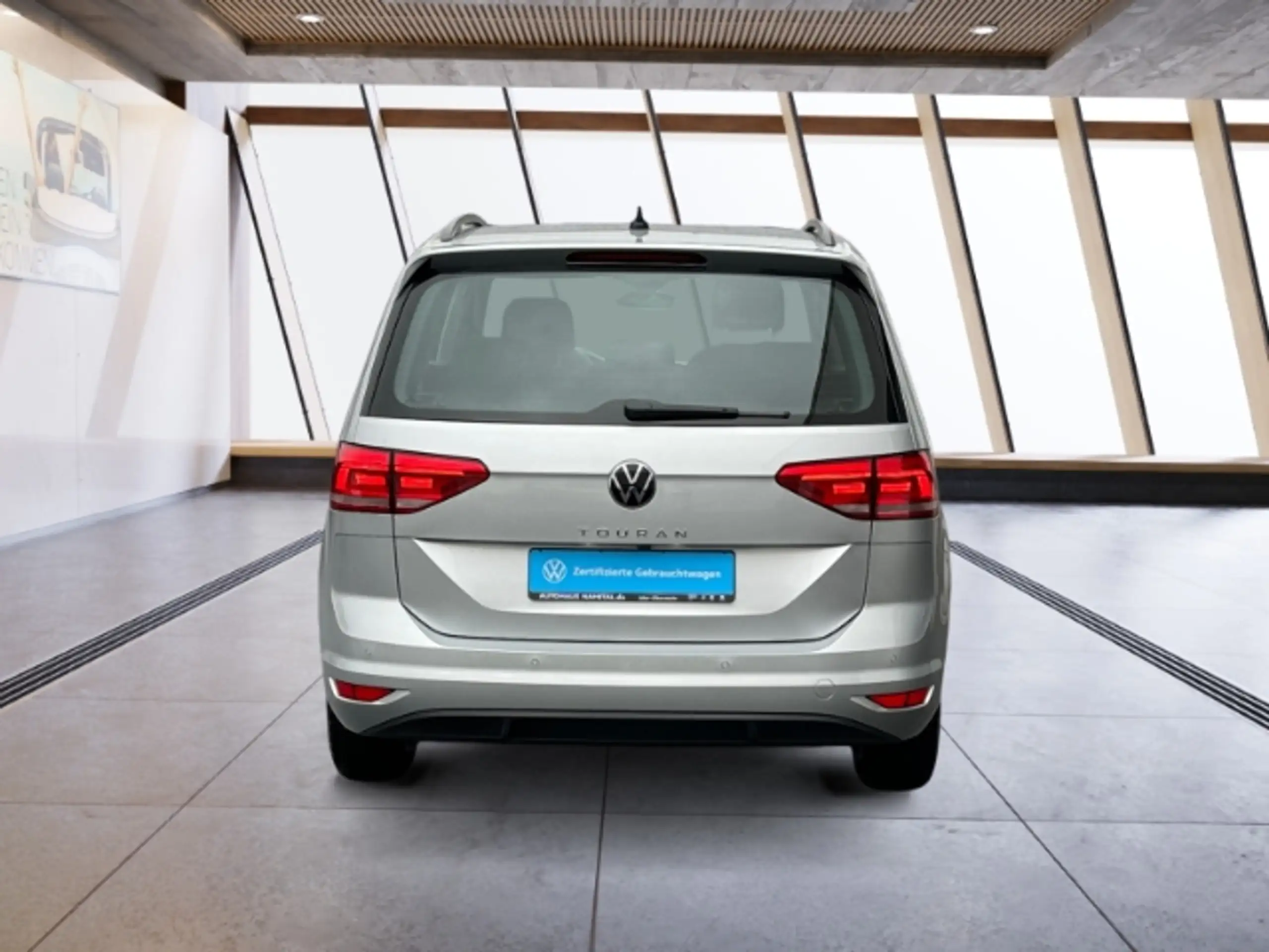 Volkswagen - Touran